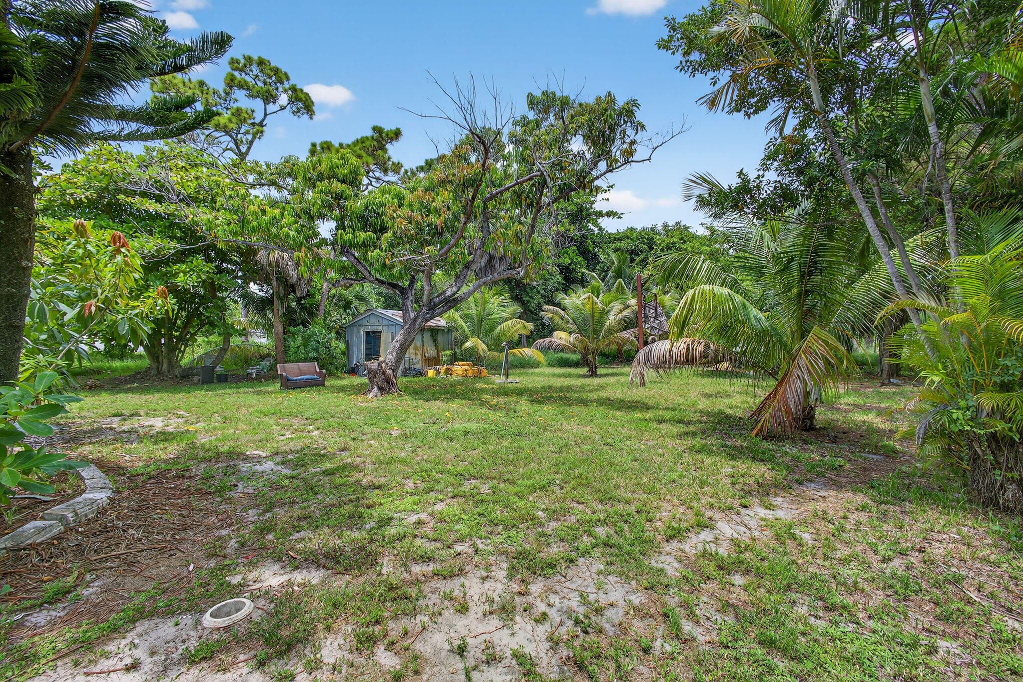 129 Fleming Avenue, Greenacres, FL 33463 — photo 6 of 37