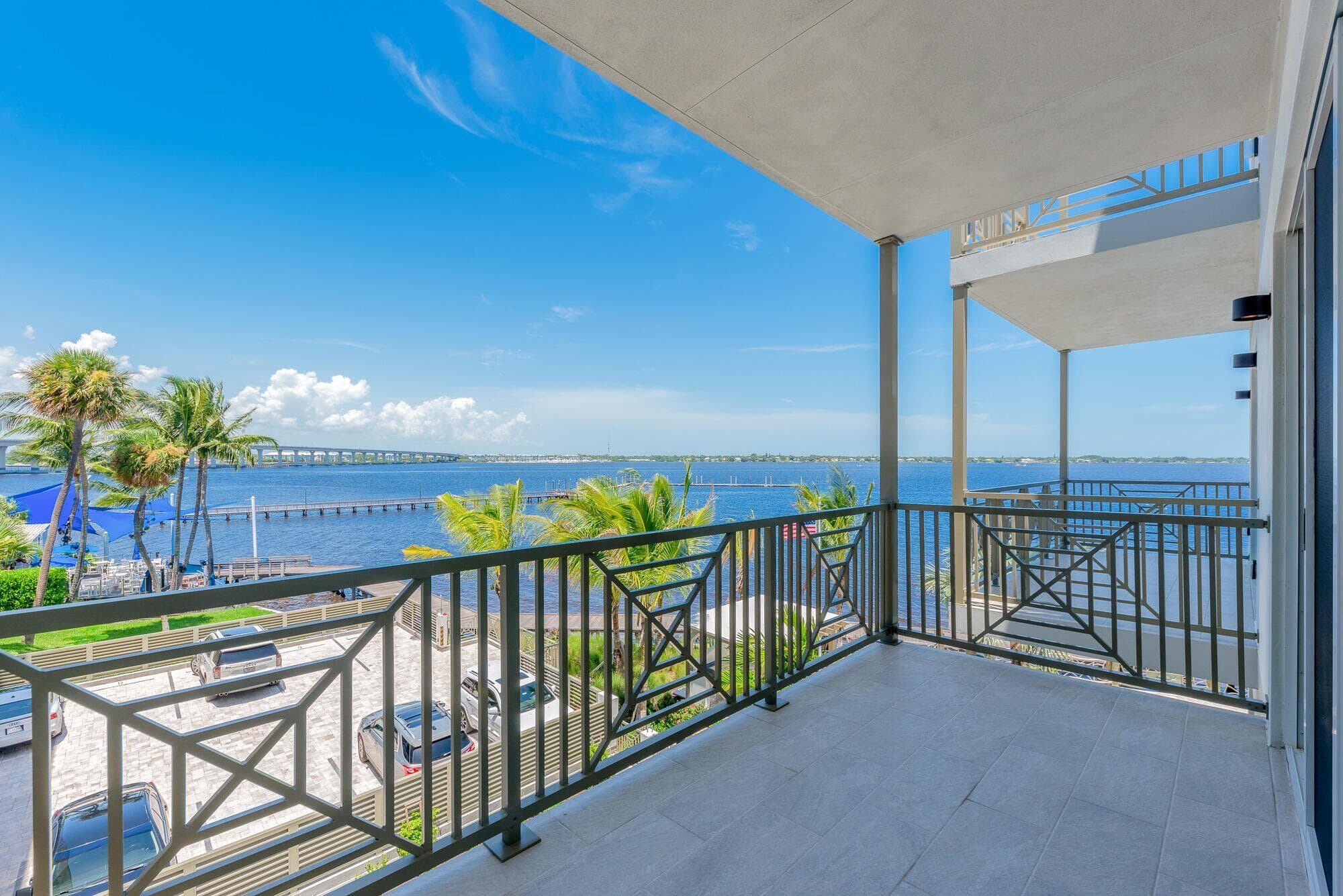 41 SW Seminole Street 305, Stuart, FL 34994 — photo 1 of 68