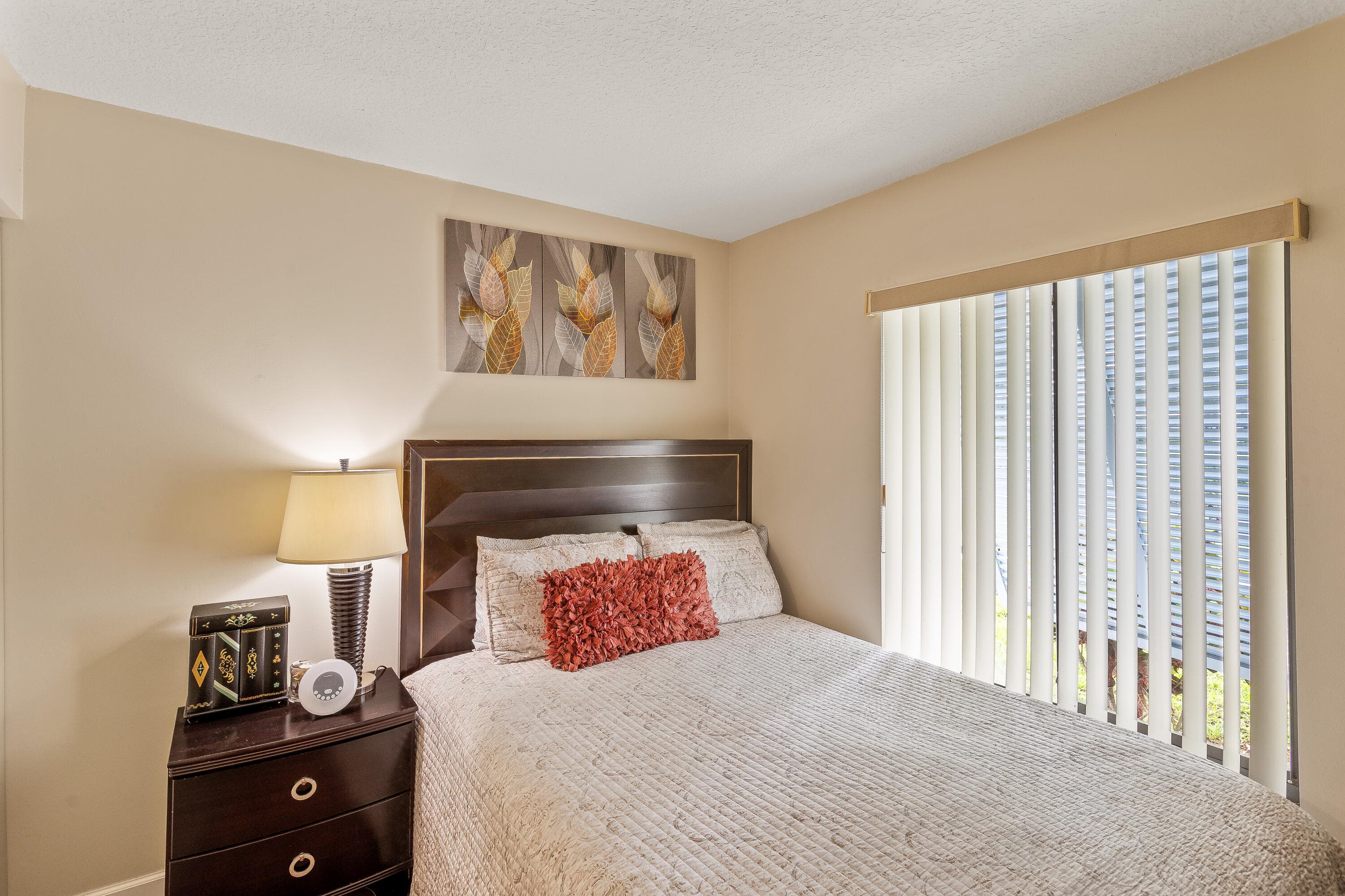 1102 Green Pine Boulevard H1, West Palm Beach, FL 33409 — photo 16 of 21