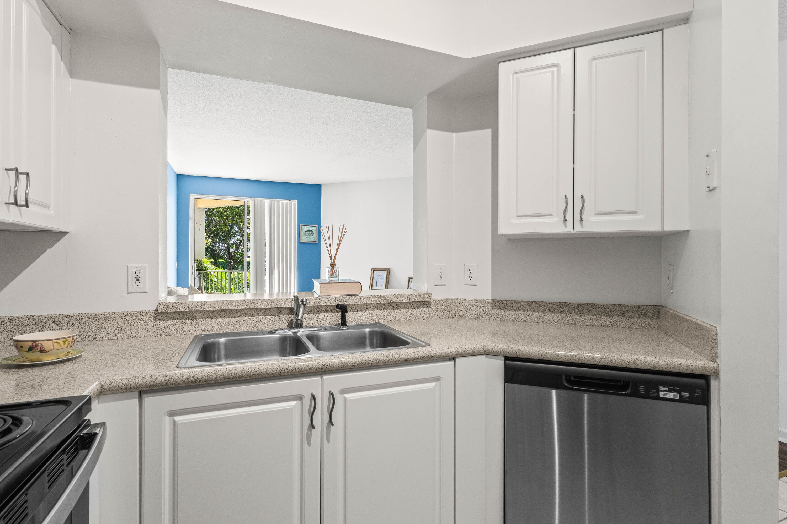 1951 Brandywine Road 207, West Palm Beach, FL 33409 — photo 4 of 46
