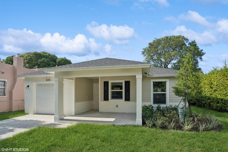636 35th Street, West Palm Beach, FL 33407 — photo 3 of 16