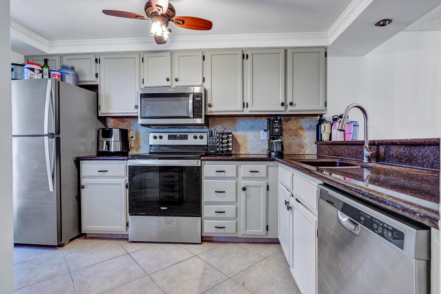 21 Royal Palm Way 405, Boca Raton, FL 33432 — photo 30 of 57