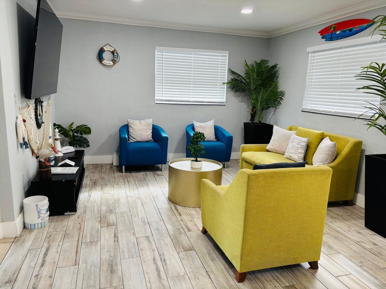 2010 NE 1st Avenue, Pompano Beach, FL 33060 — photo 24 of 34