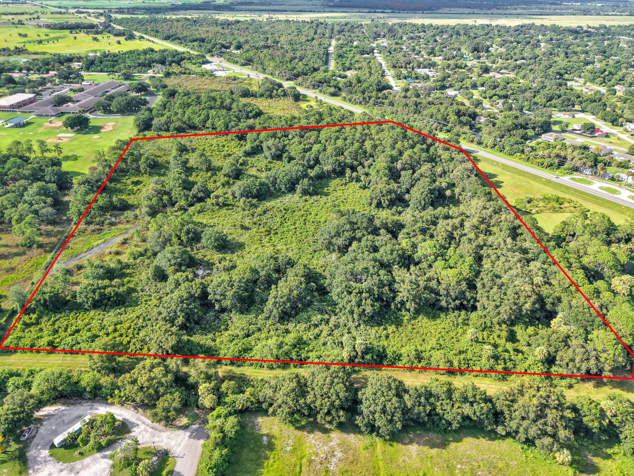 100 NW 38th Avenue, Okeechobee, FL 34972 — photo 4 of 32