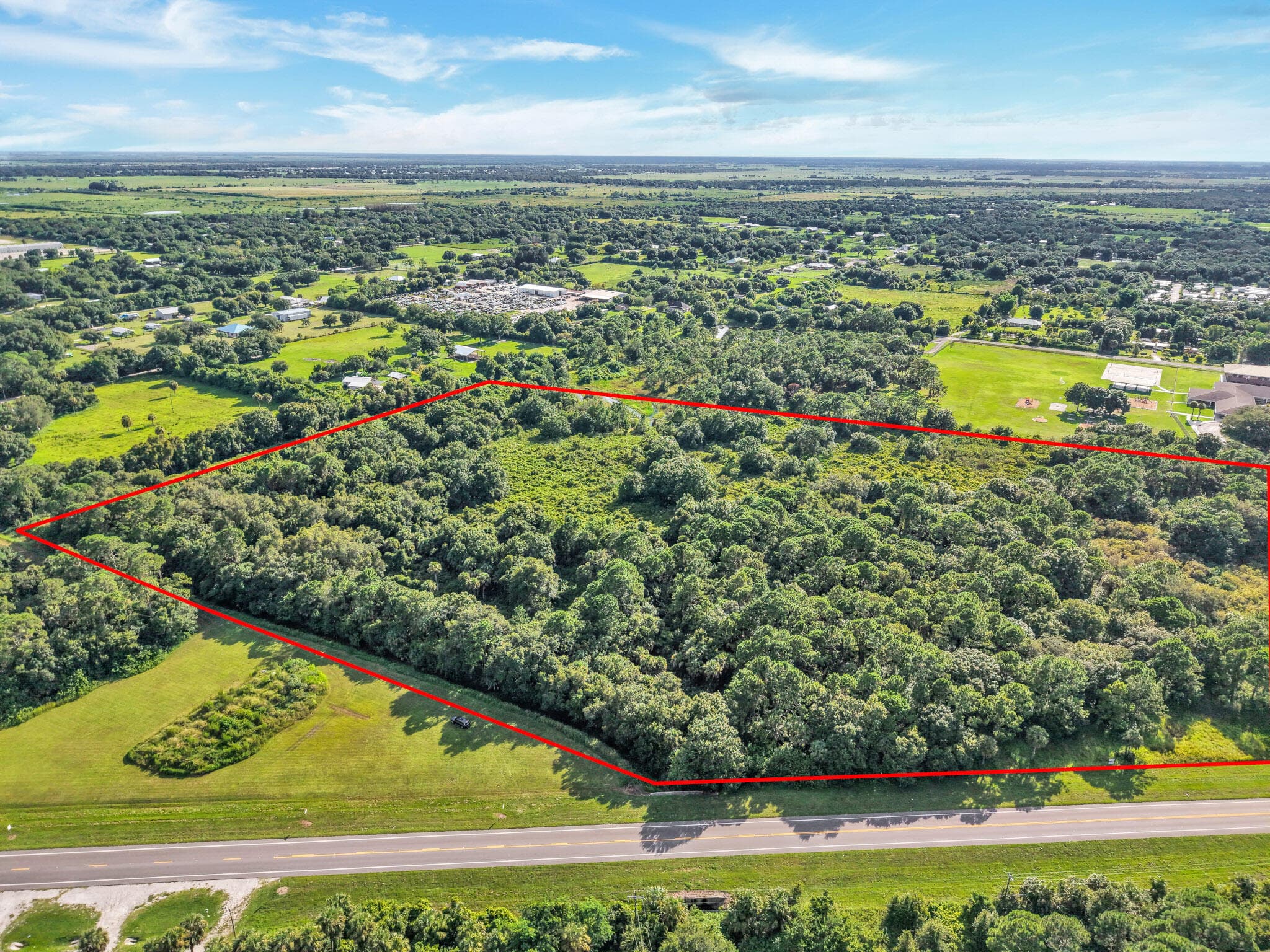 100 NW 38th Avenue, Okeechobee, FL 34972 — photo 3 of 32