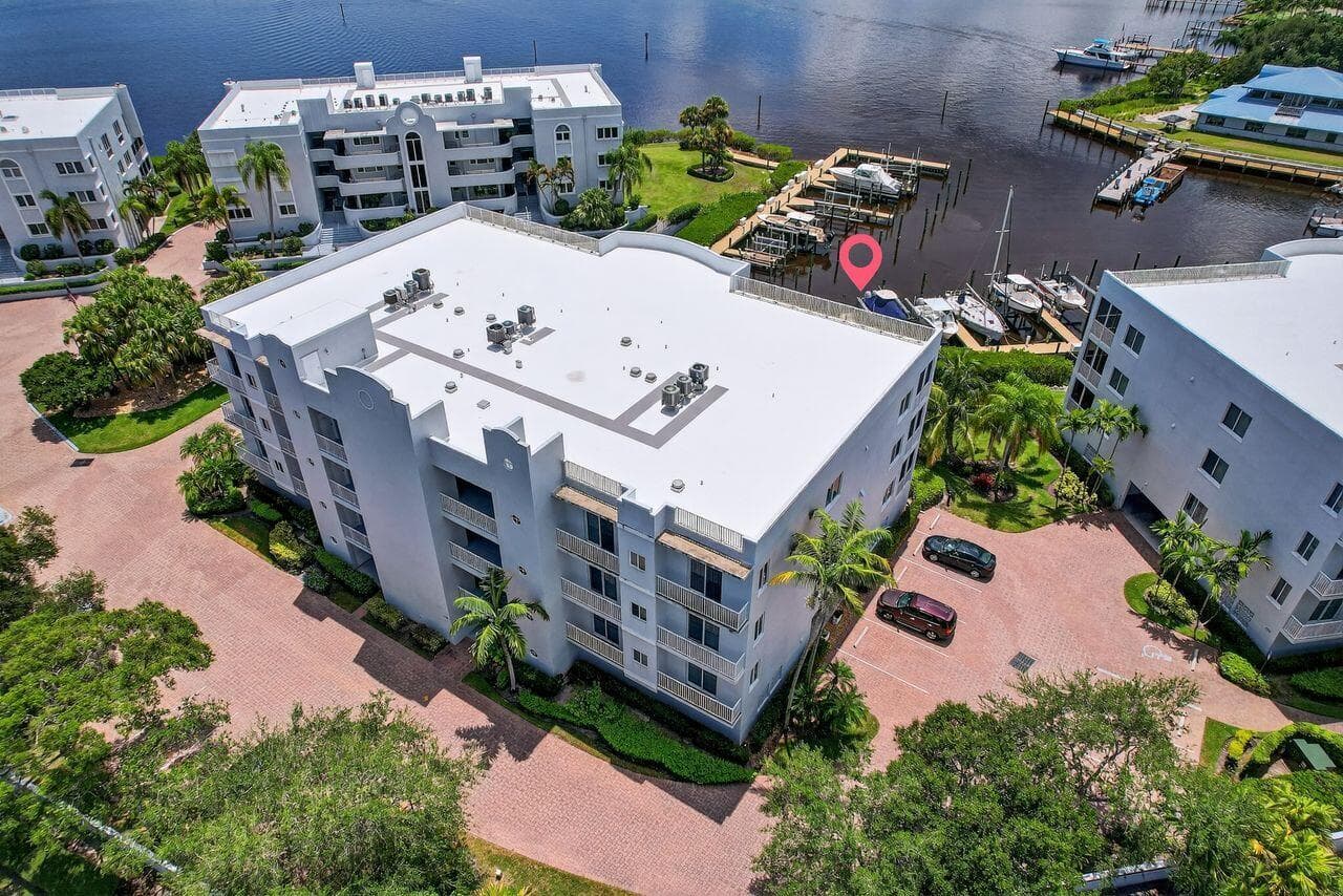1160 SW Chapman Way 204, Palm City, FL 34990 — photo 4 of 58
