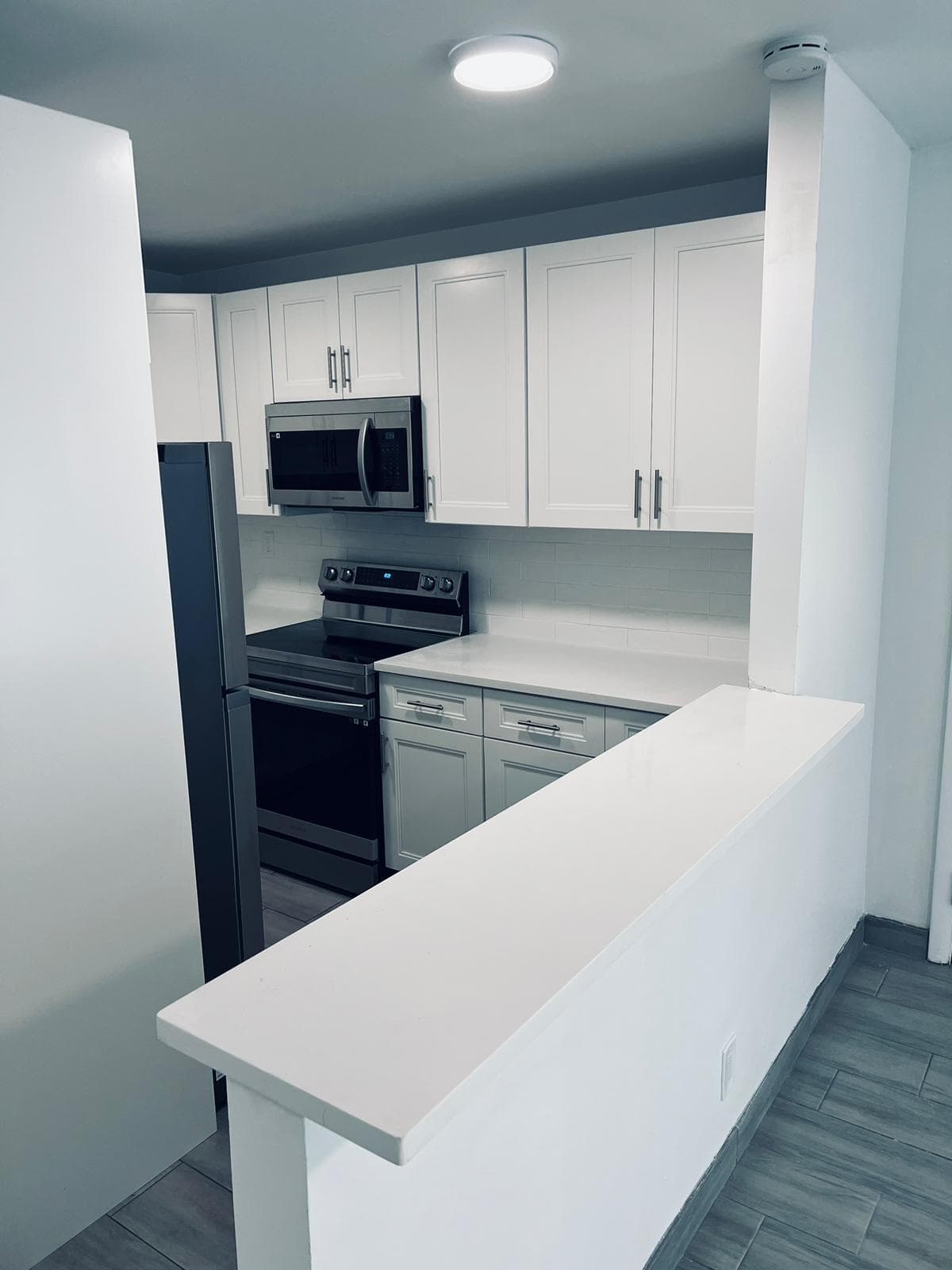 930 N 14 Court Apt 6, Hollywood, FL 33020 — photo 3 of 11