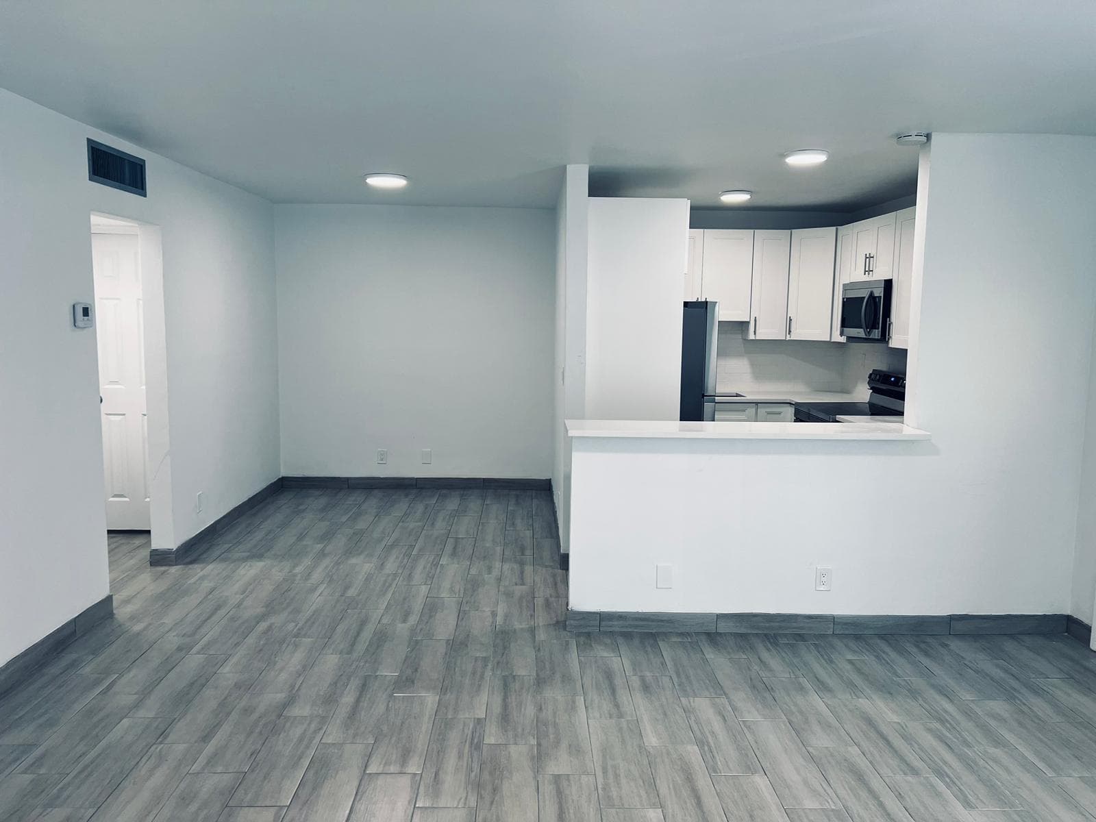 930 N 14 Court Apt 6, Hollywood, FL 33020 — photo 5 of 11