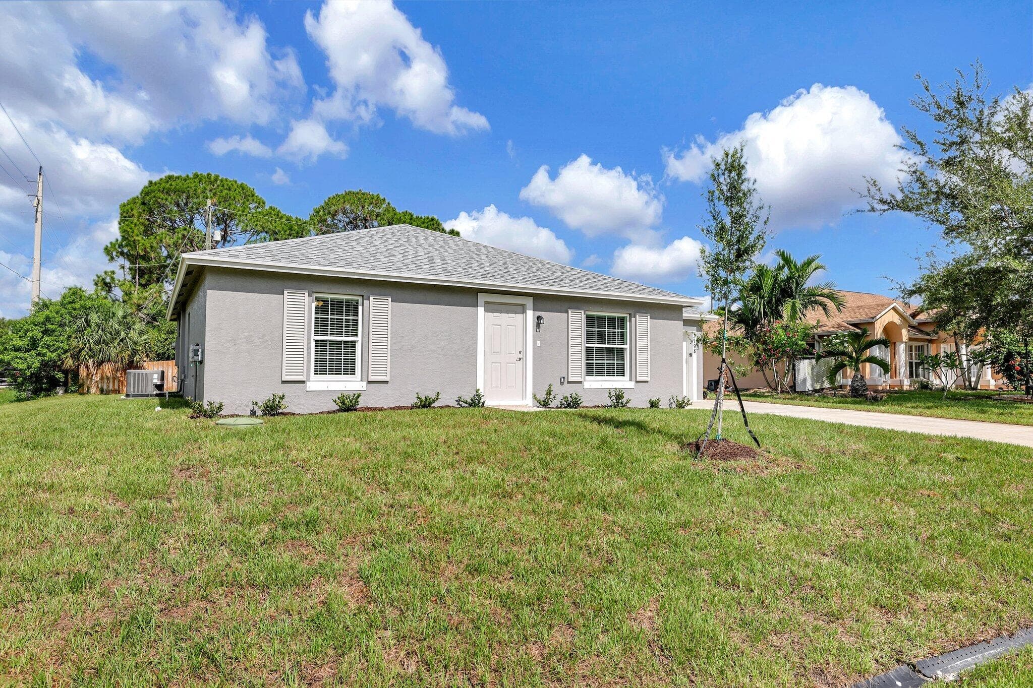 329 SW Ridgecrest Drive, Port St. Lucie, FL 34953 — photo 4 of 30