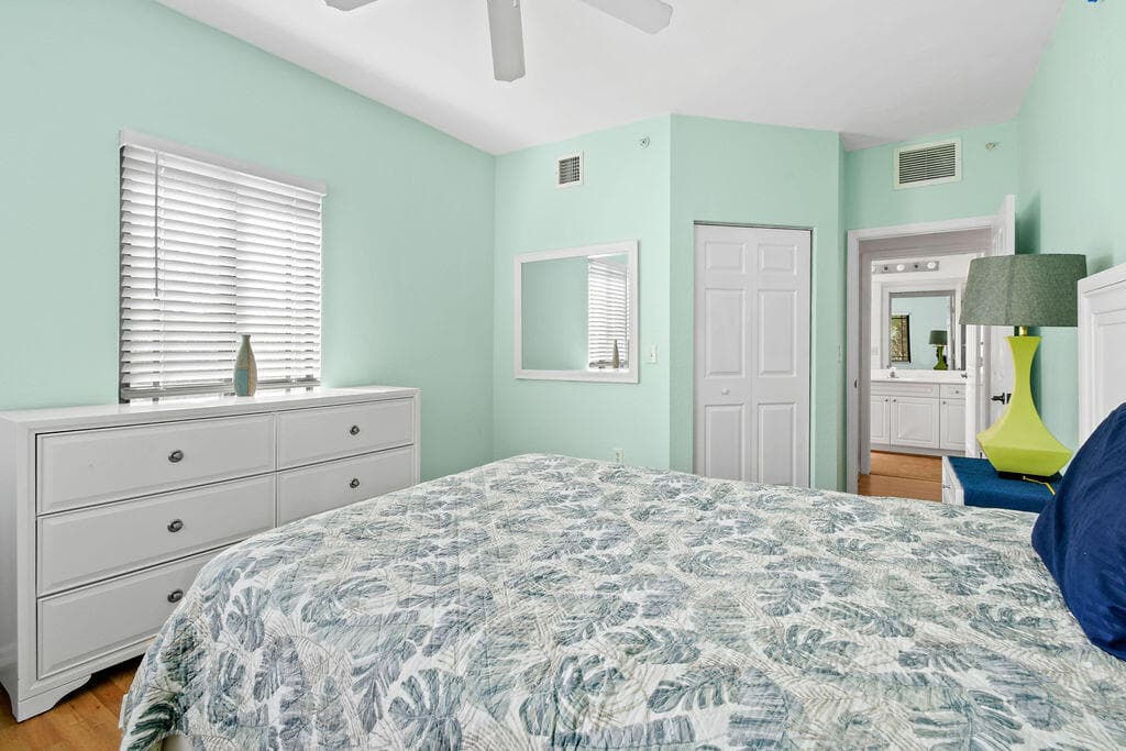 2727 Anzio Court 307, Palm Beach Gardens, FL 33410 — photo 14 of 44