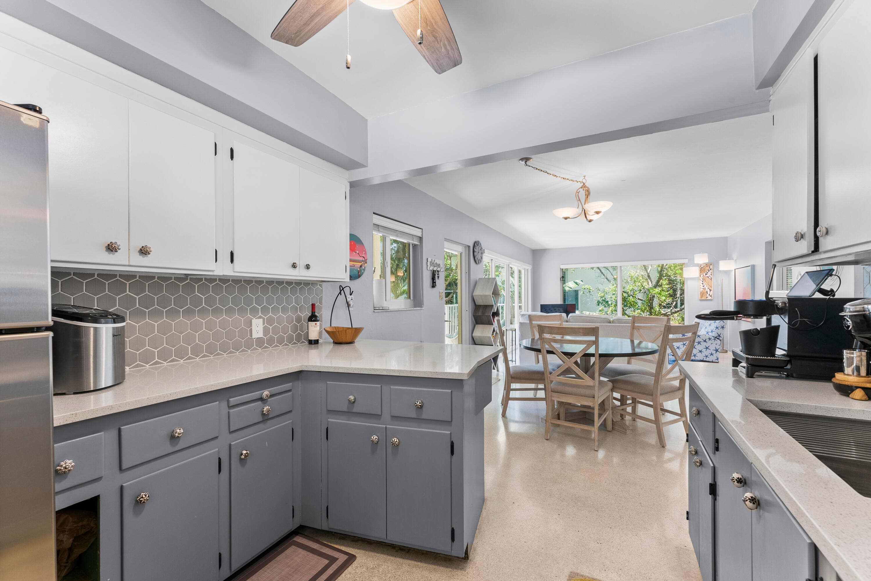 1203 Hillsboro Mile 5b, Hillsboro Beach, FL 33062 — photo 11 of 47