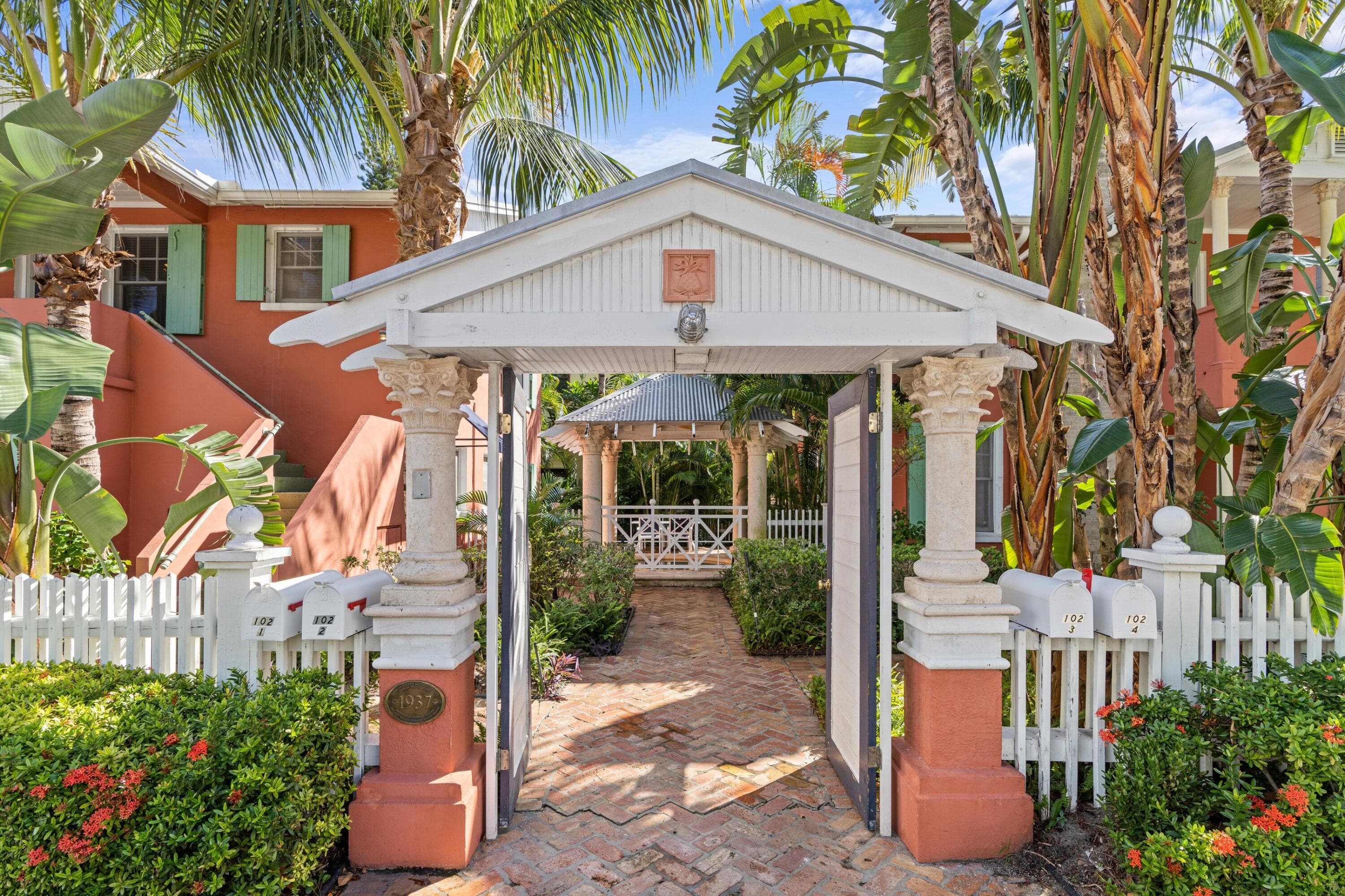 102 SE 7th Avenue Villa 3, Delray Beach, FL 33483 — photo 3 of 20