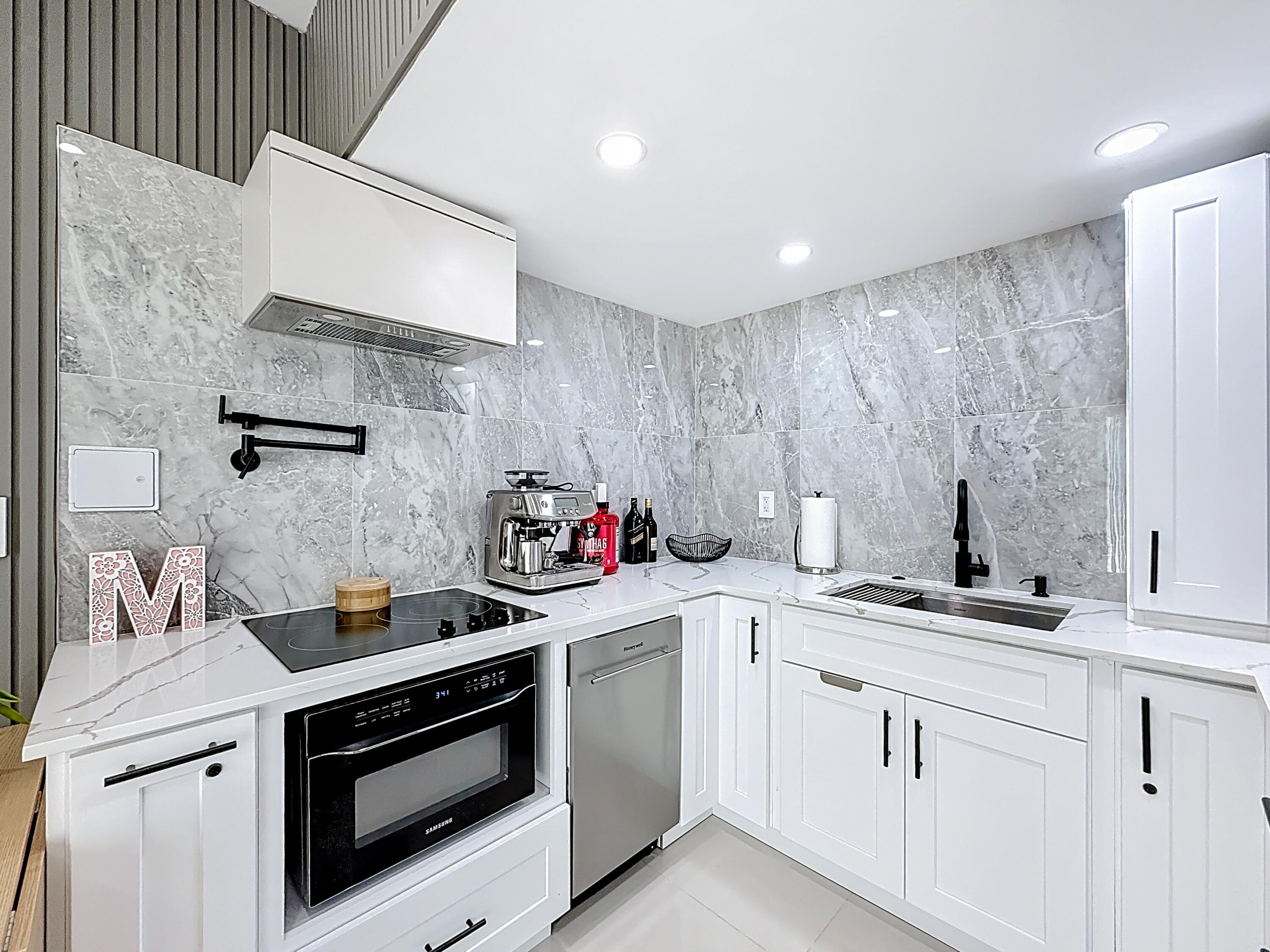 2601 NE 18th Street, Pompano Beach, FL 33062 — photo 34 of 76