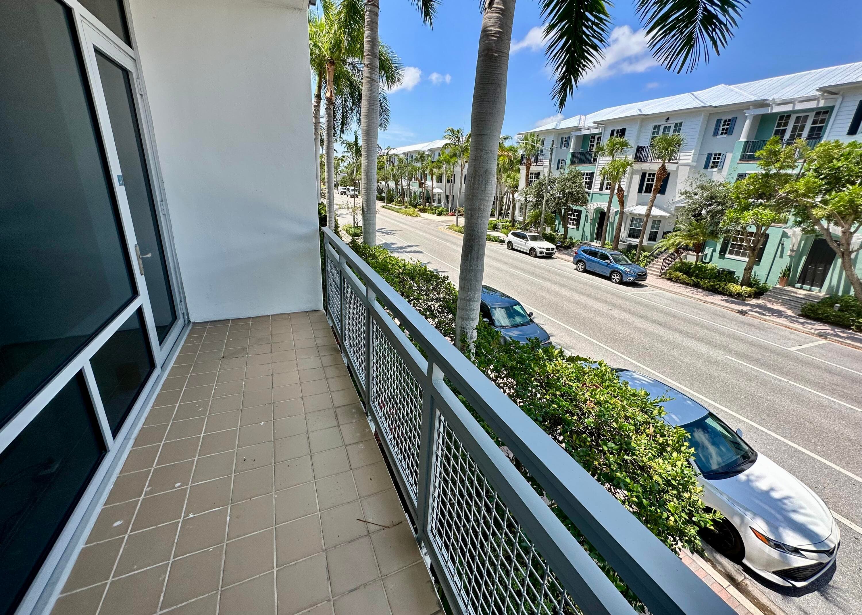335 SE 6th Avenue 210, Delray Beach, FL 33483 — photo 23 of 33