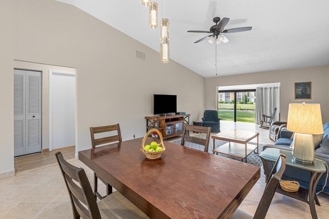 816 Sky Pine Way G, Greenacres, FL 33415 — photo 14 of 38