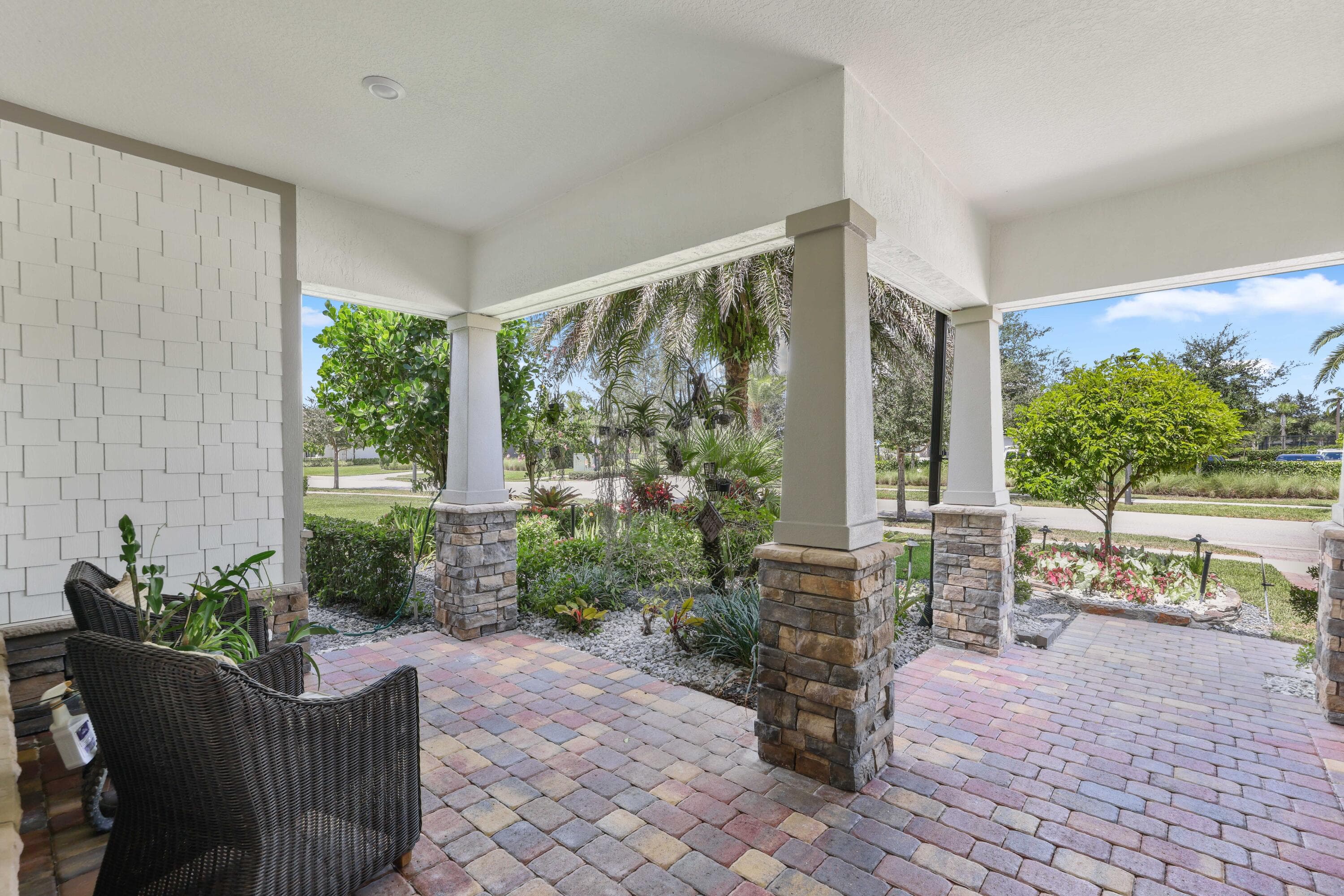 9191 Balsamo Drive, Palm Beach Gardens, FL 33412 — photo 6 of 71