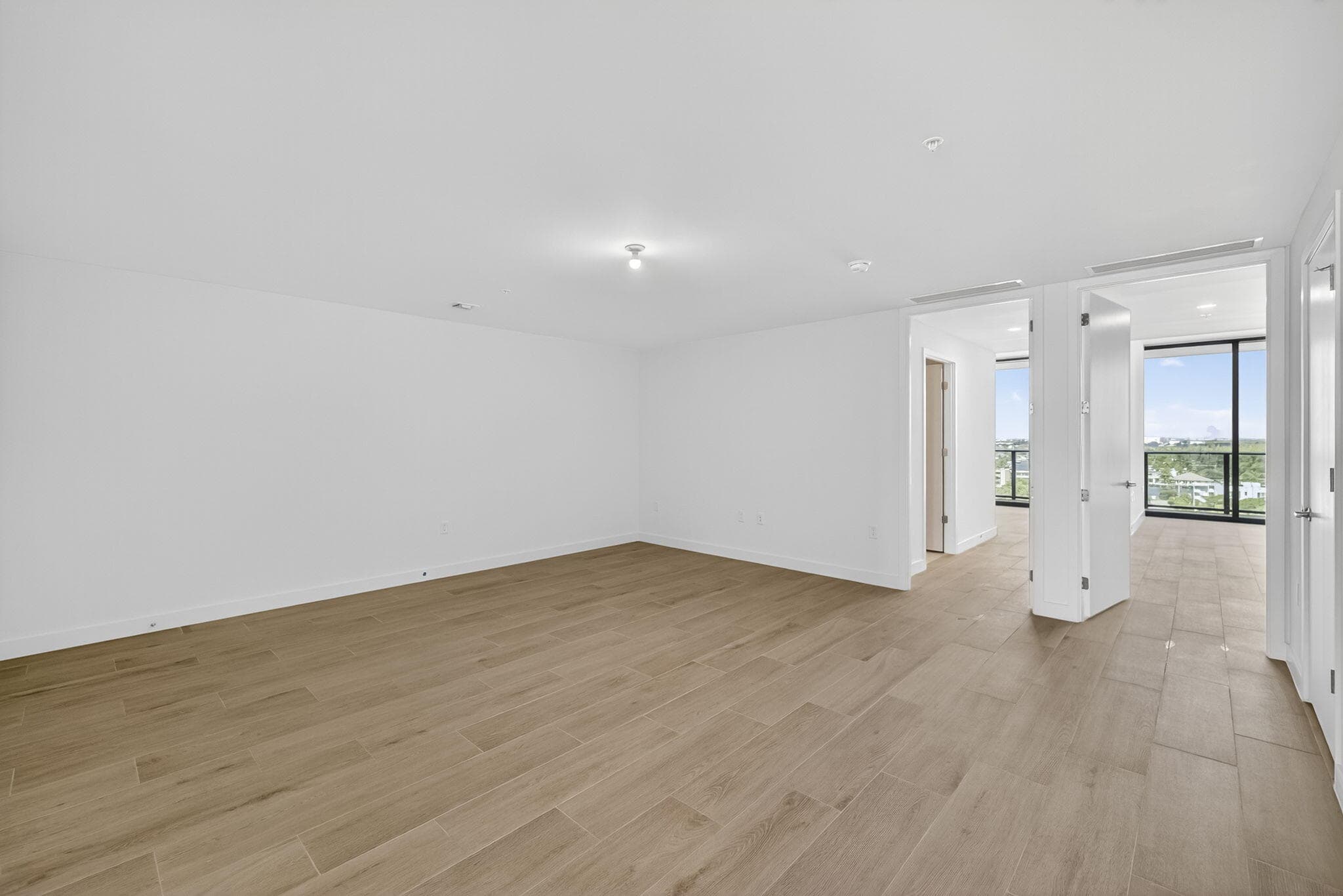 900 N Ocean Blvd 904, Pompano Beach, FL 33062 — photo 53 of 92