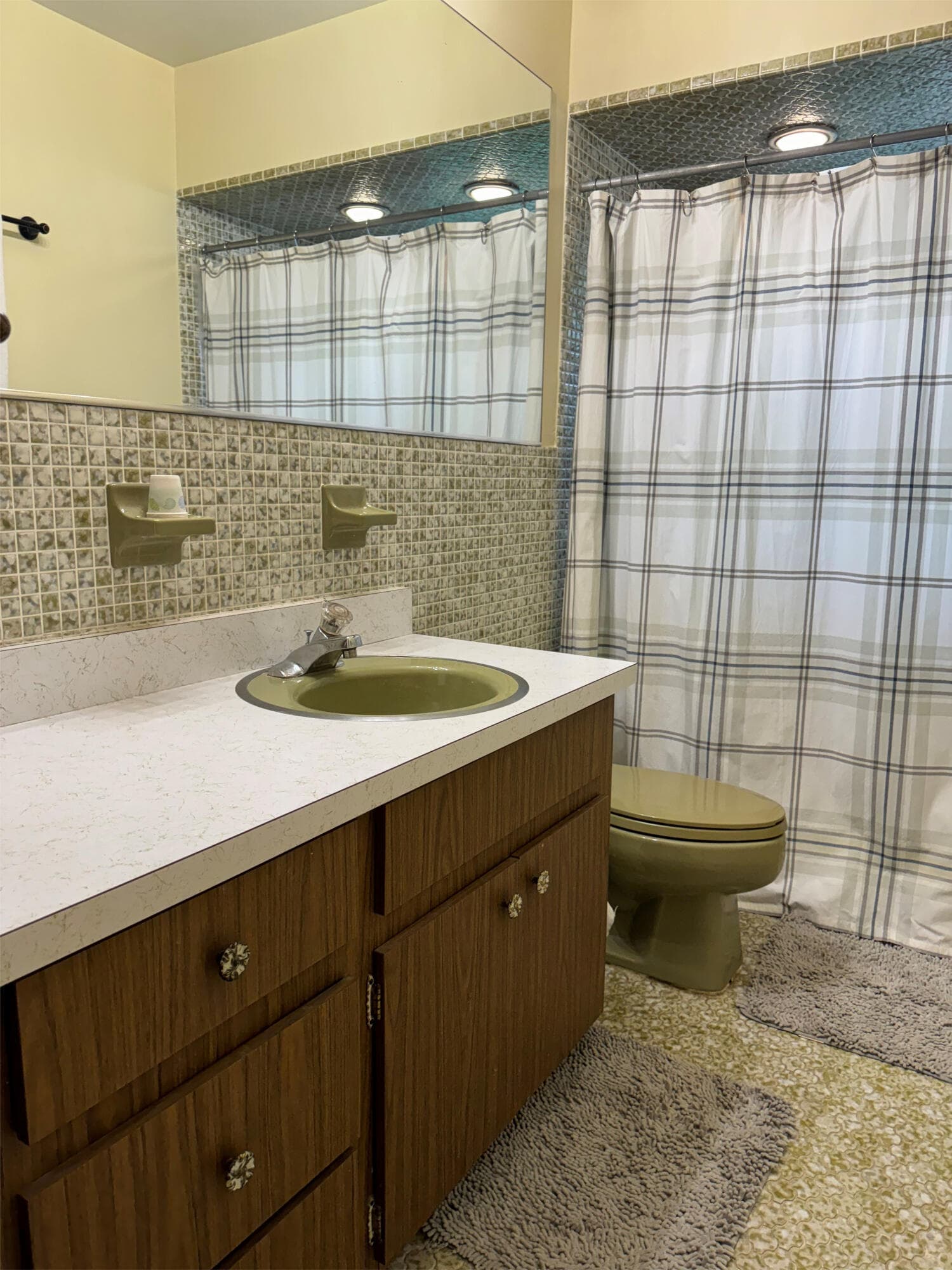 129 Alhambra Place, West Palm Beach, FL 33405 — photo 23 of 41