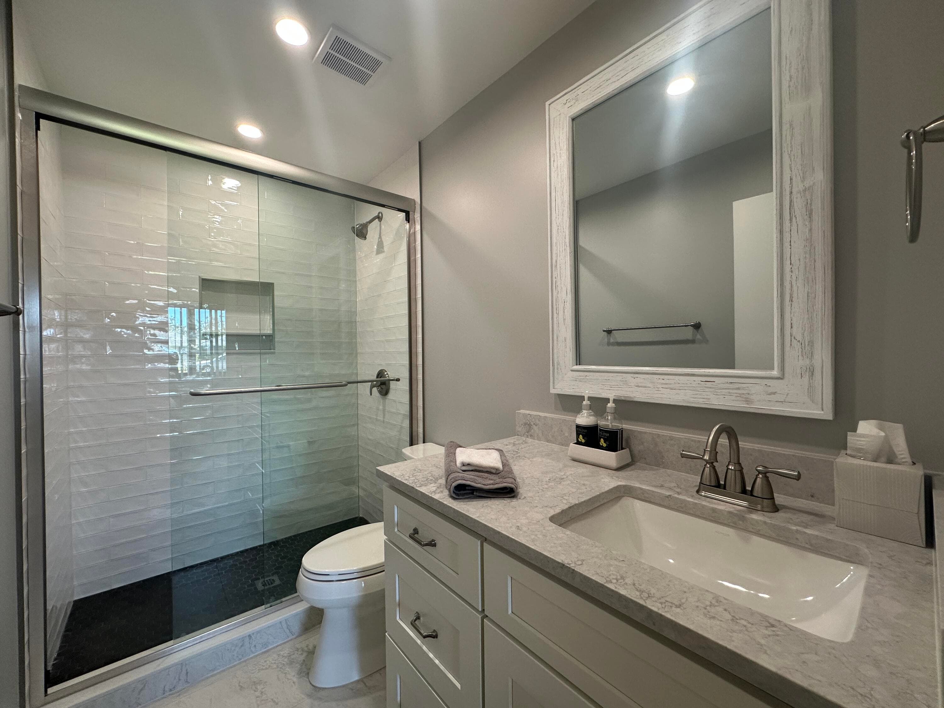 305 Club Drive, Palm Beach Gardens, FL 33418 — photo 7 of 14