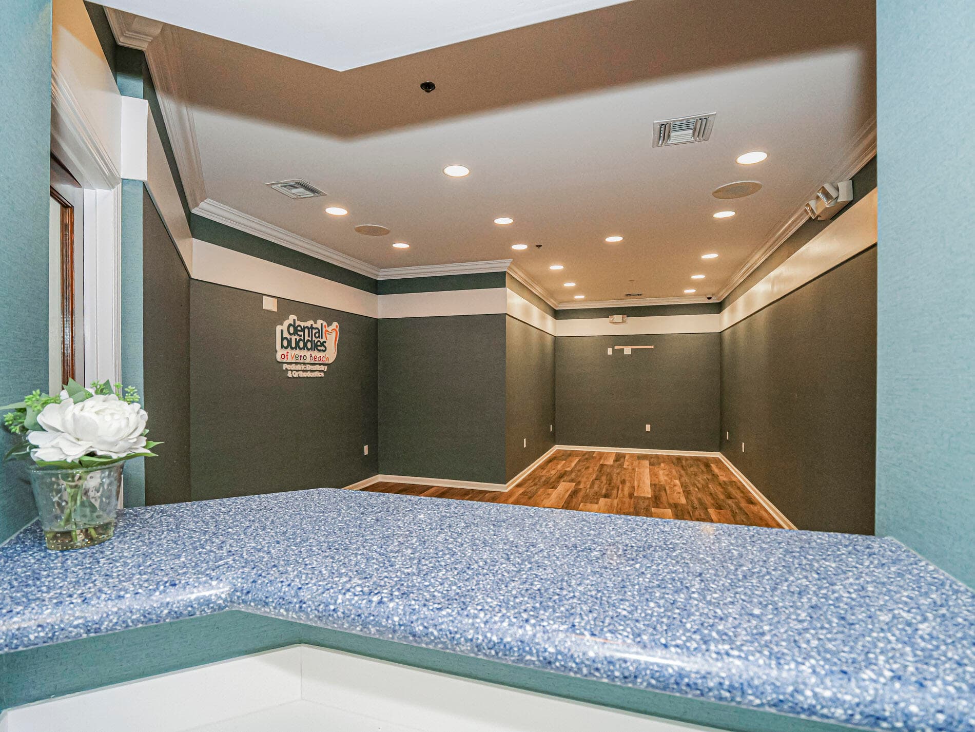 3755 7th Terrace Suite R, Vero Beach, FL 32960 — photo 12 of 16