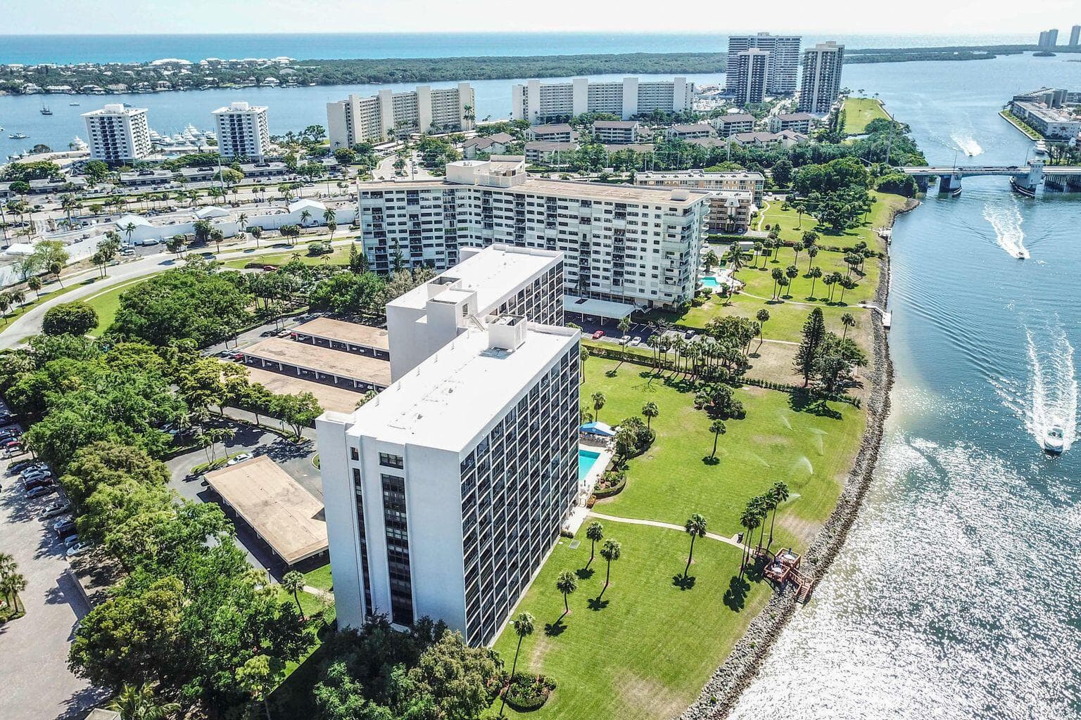 356 Golfview Road 609, North Palm Beach, FL 33408 — photo 41 of 104