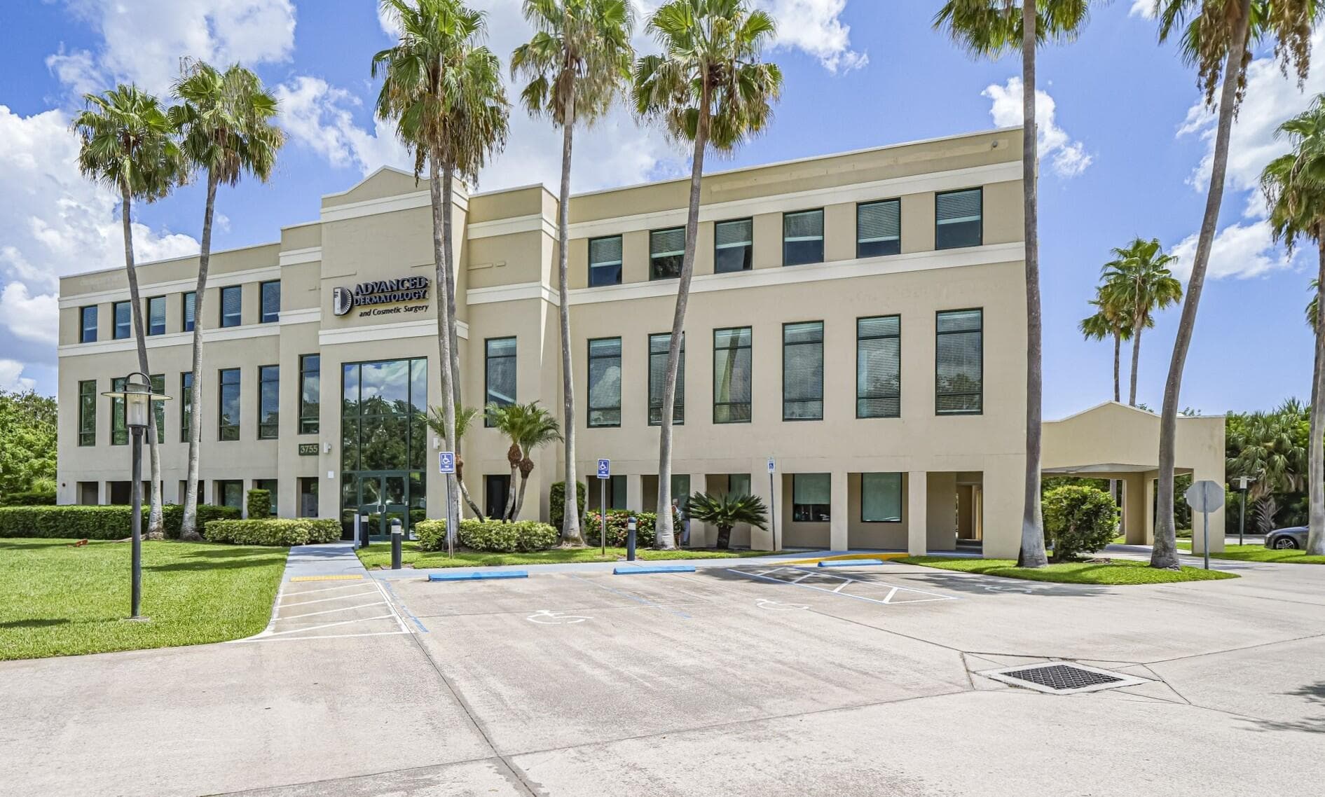 3755 7th Terrace Suite S, Vero Beach, FL 32960 — photo 1 of 16