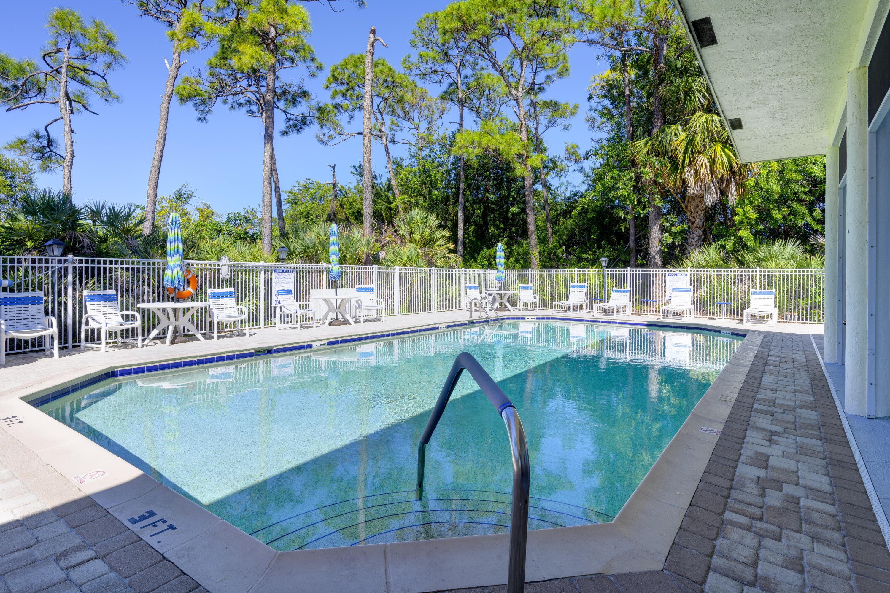 10976 SE Sea Pines Circle, Hobe Sound, FL 33455 — photo 22 of 39