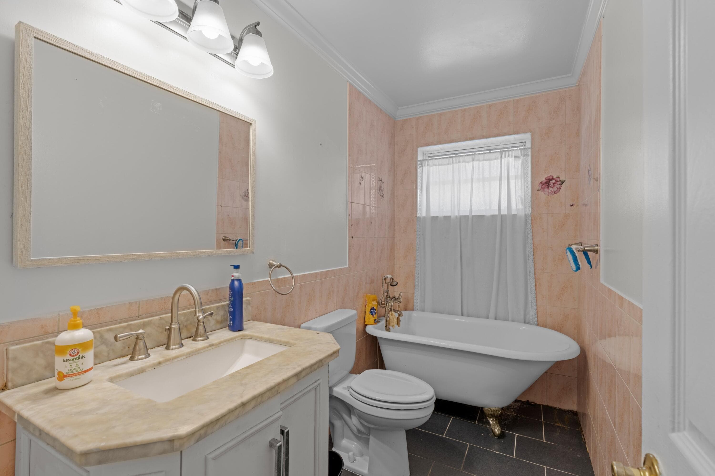 208 34th Street, West Palm Beach, FL 33407 — photo 15 of 27