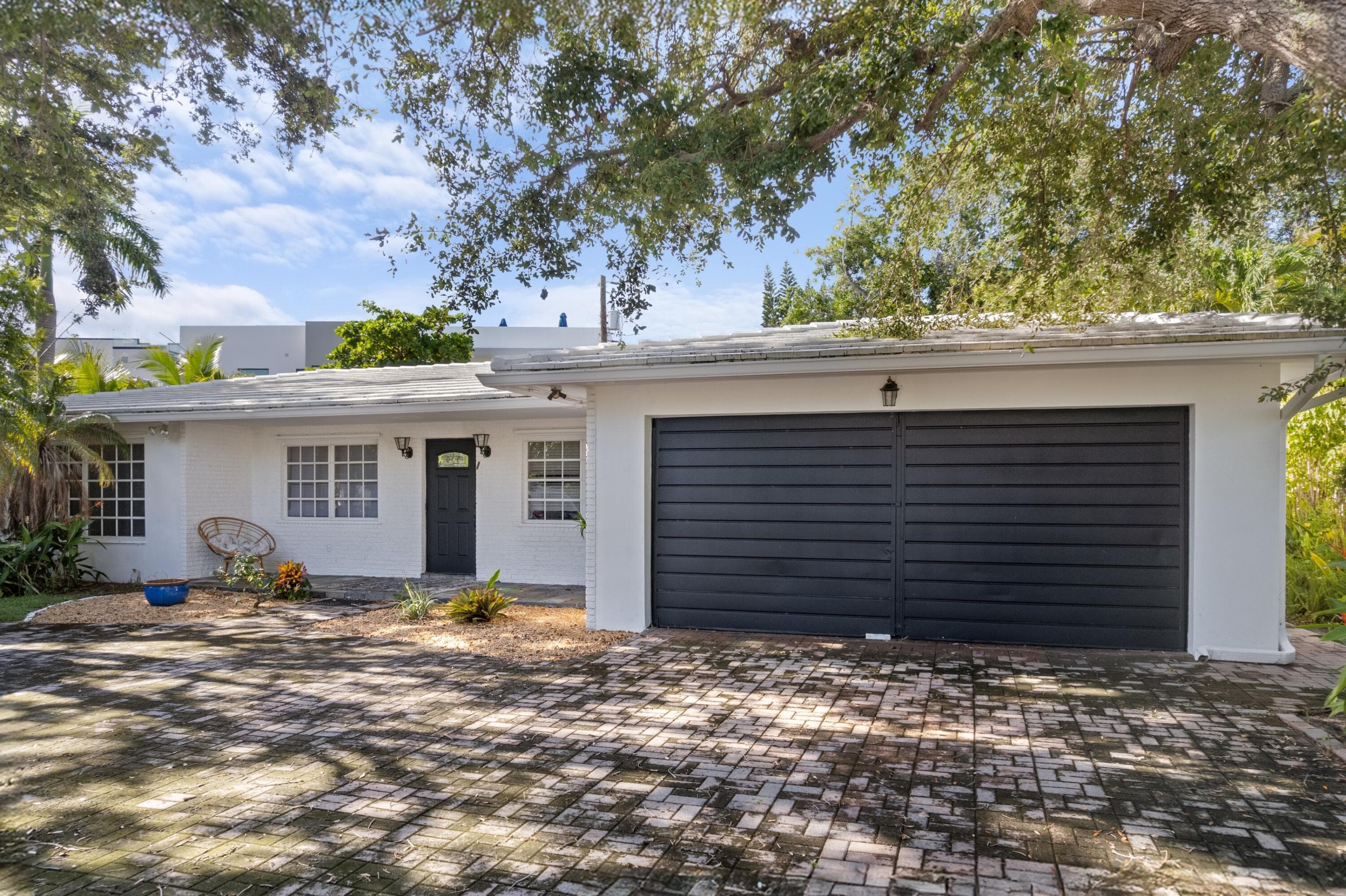 208 34th Street, West Palm Beach, FL 33407 — photo 4 of 27