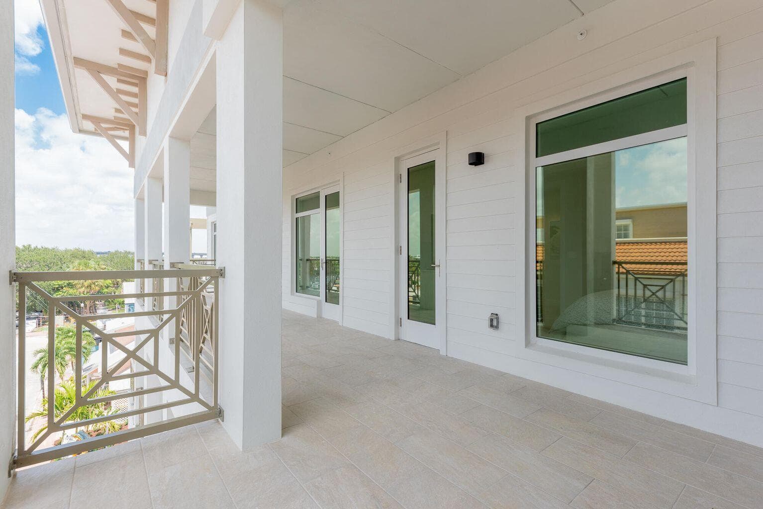 41 SW Seminole Street 410, Stuart, FL 34994 — photo 14 of 54