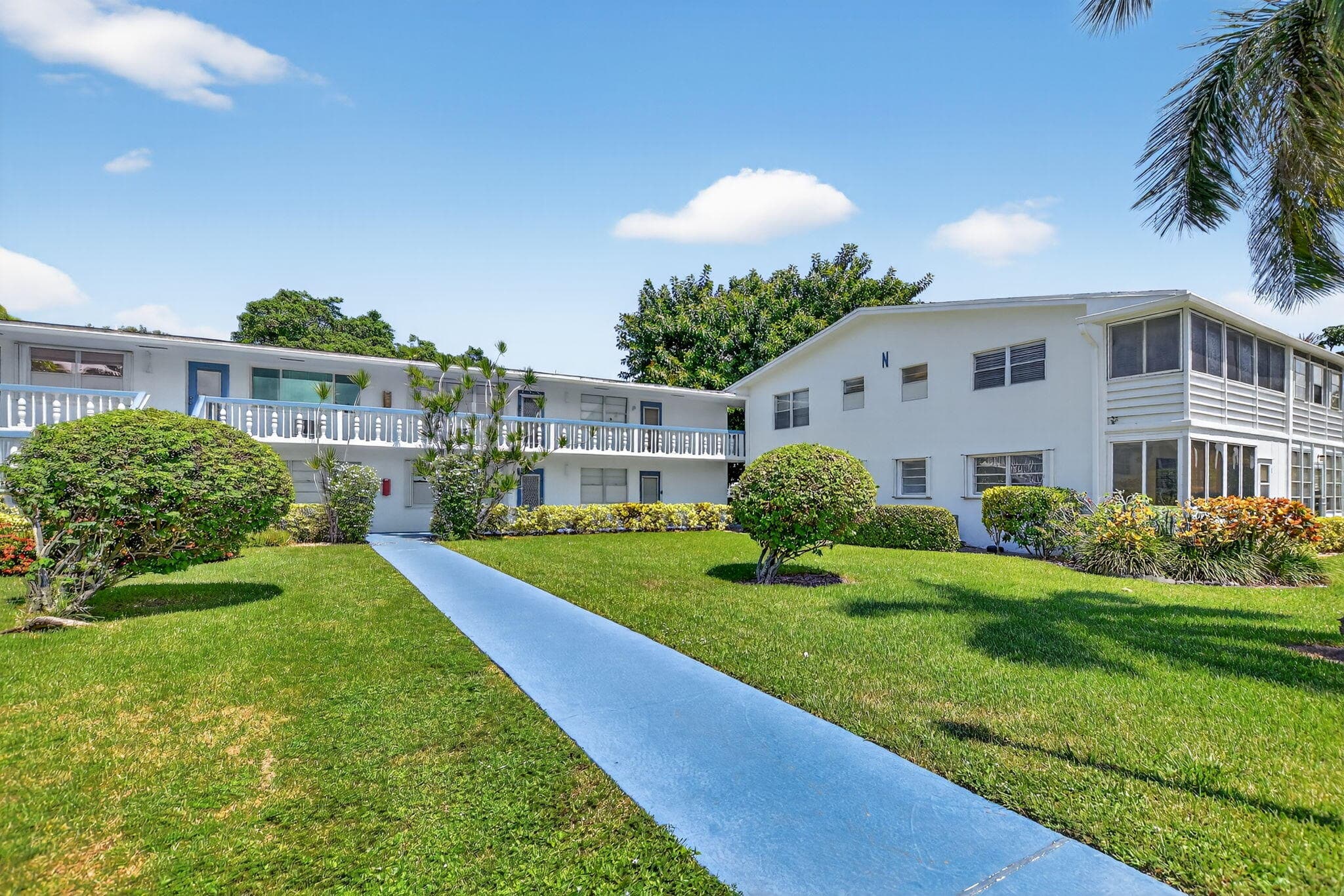 425 Durham N, Deerfield Beach, FL 33442 — photo 11 of 75