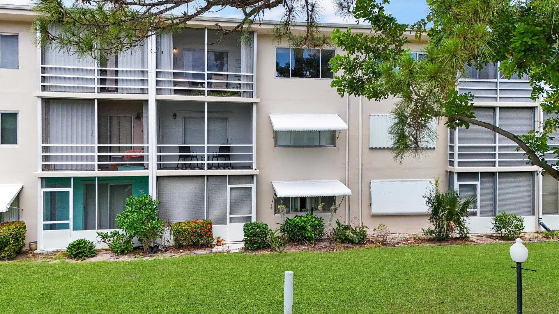 2581 N Garden Drive 206, Lake Worth, FL 33461 — photo 20 of 42