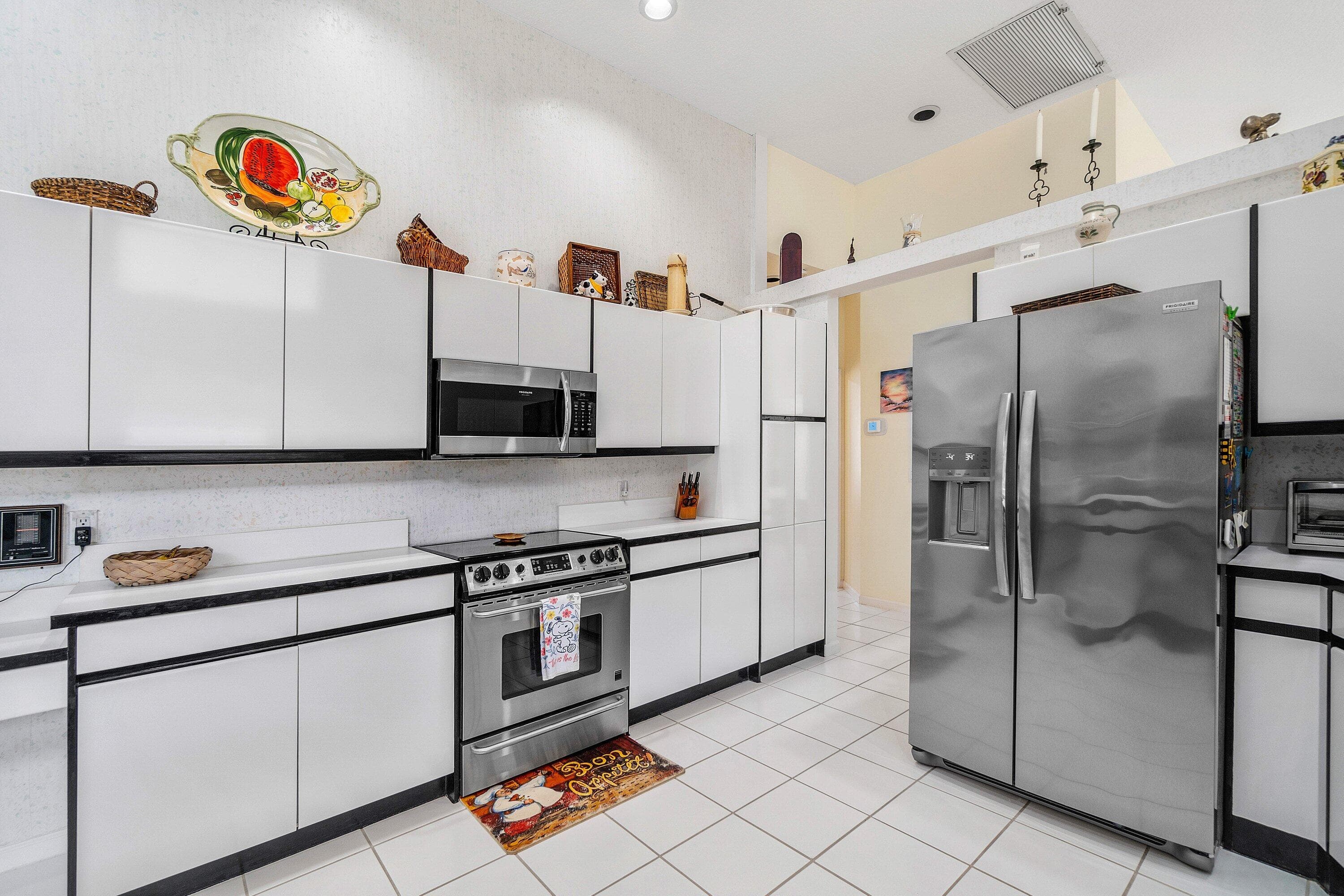 9043 Cypress Hollow Drive, Palm Beach Gardens, FL 33418 — photo 12 of 38