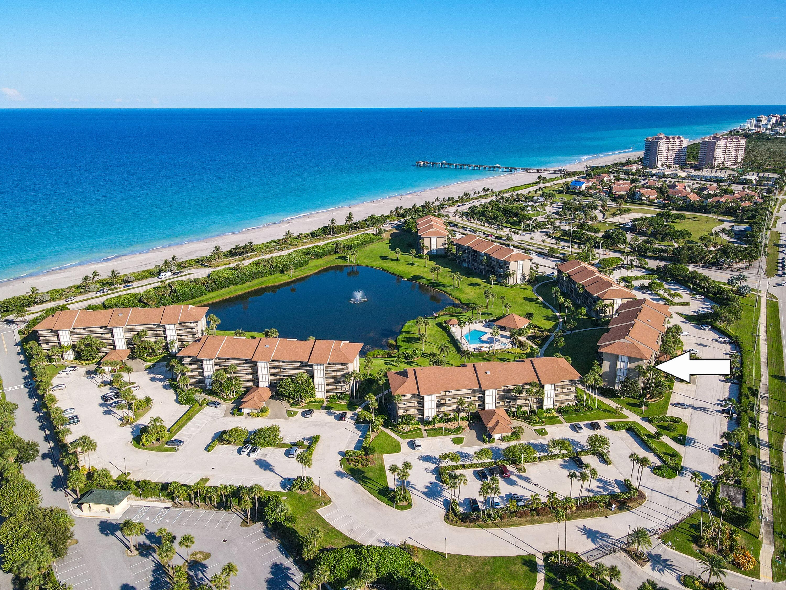 Condominium in Jupiter — photo 28 of 51