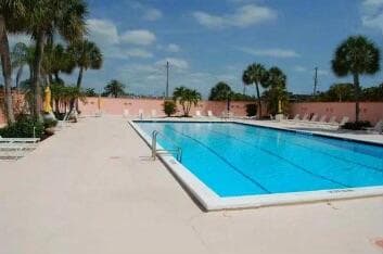 1181 Carlton Court 202, Fort Pierce, FL 34949 — photo 21 of 33