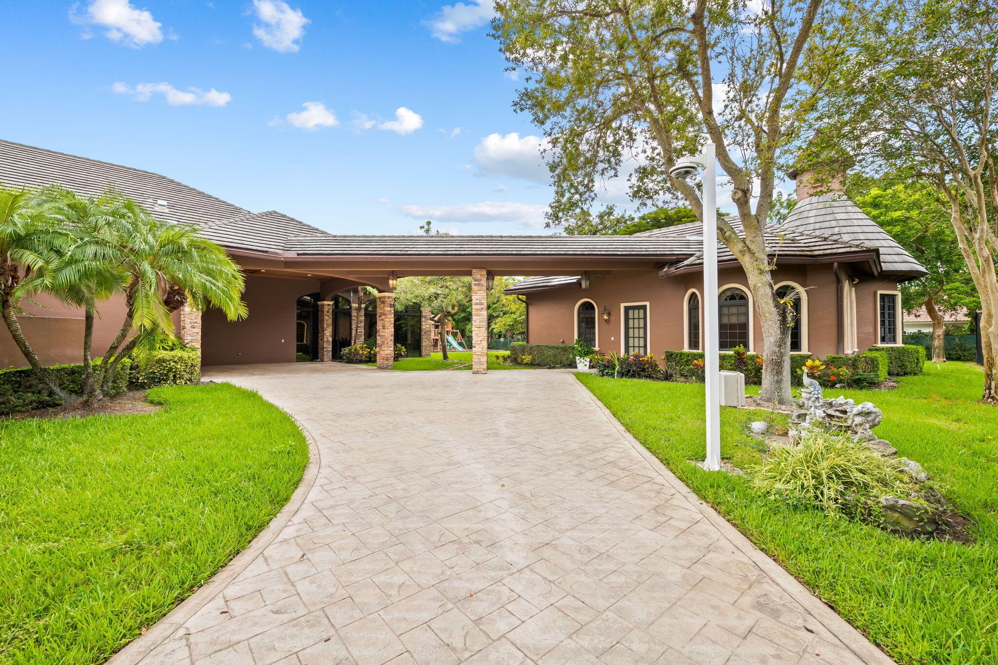 6300 Riverside Drive, Parkland, FL 33067 — photo 11 of 105