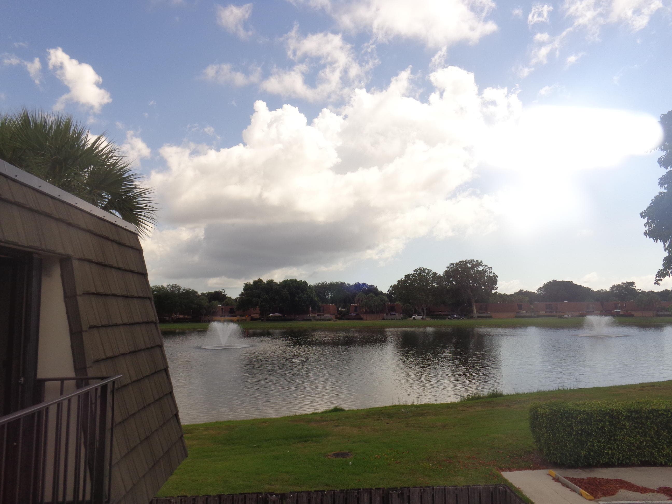1015 10th Way 1015, West Palm Beach, FL 33407 — photo 2 of 30