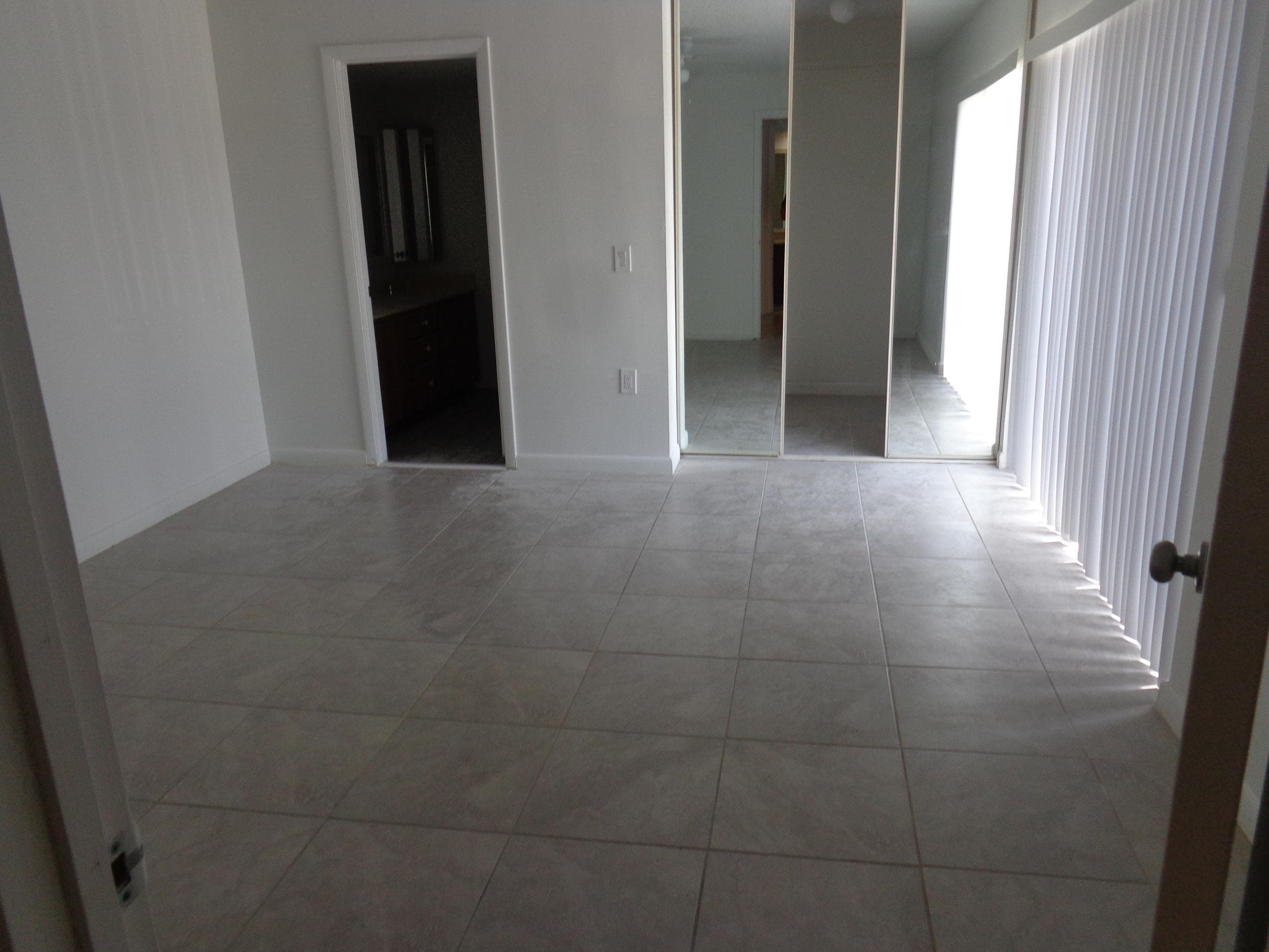 1015 10th Way 1015, West Palm Beach, FL 33407 — photo 18 of 30