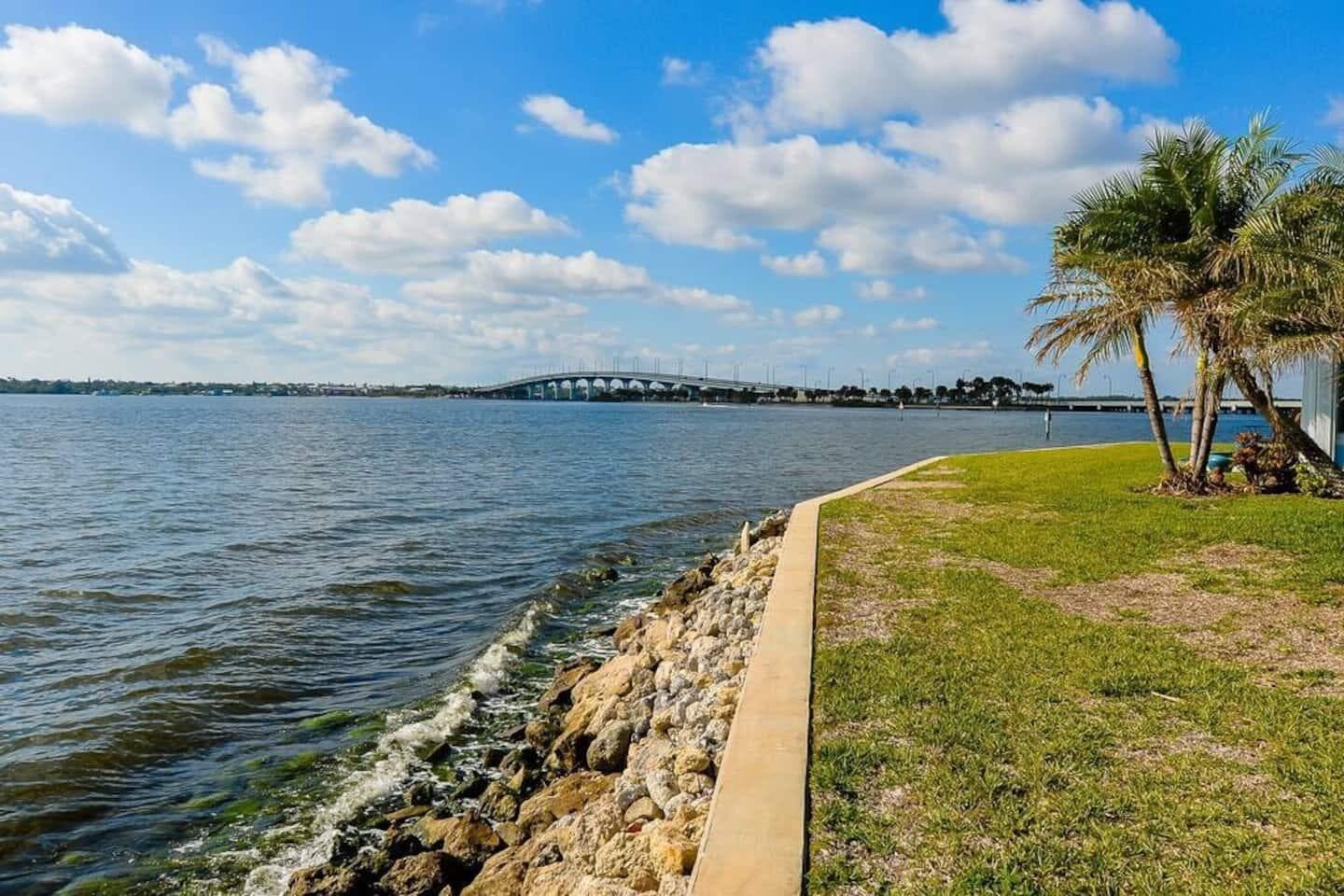 4041 NE Breakwater Drive, Jensen Beach, FL 34957 — photo 36 of 37