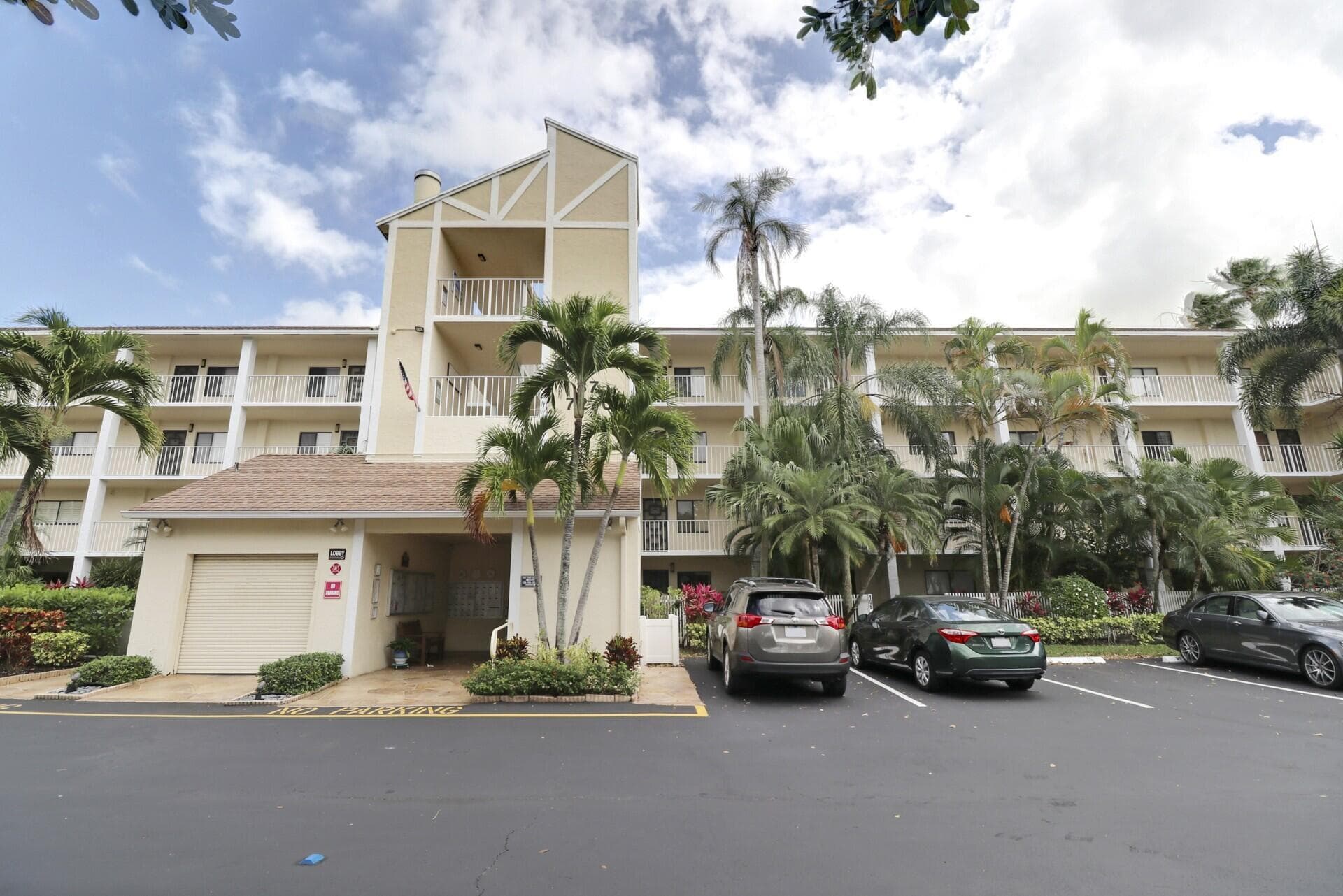 7270 Ashford Place 106, Delray Beach, FL 33446 — photo 4 of 55