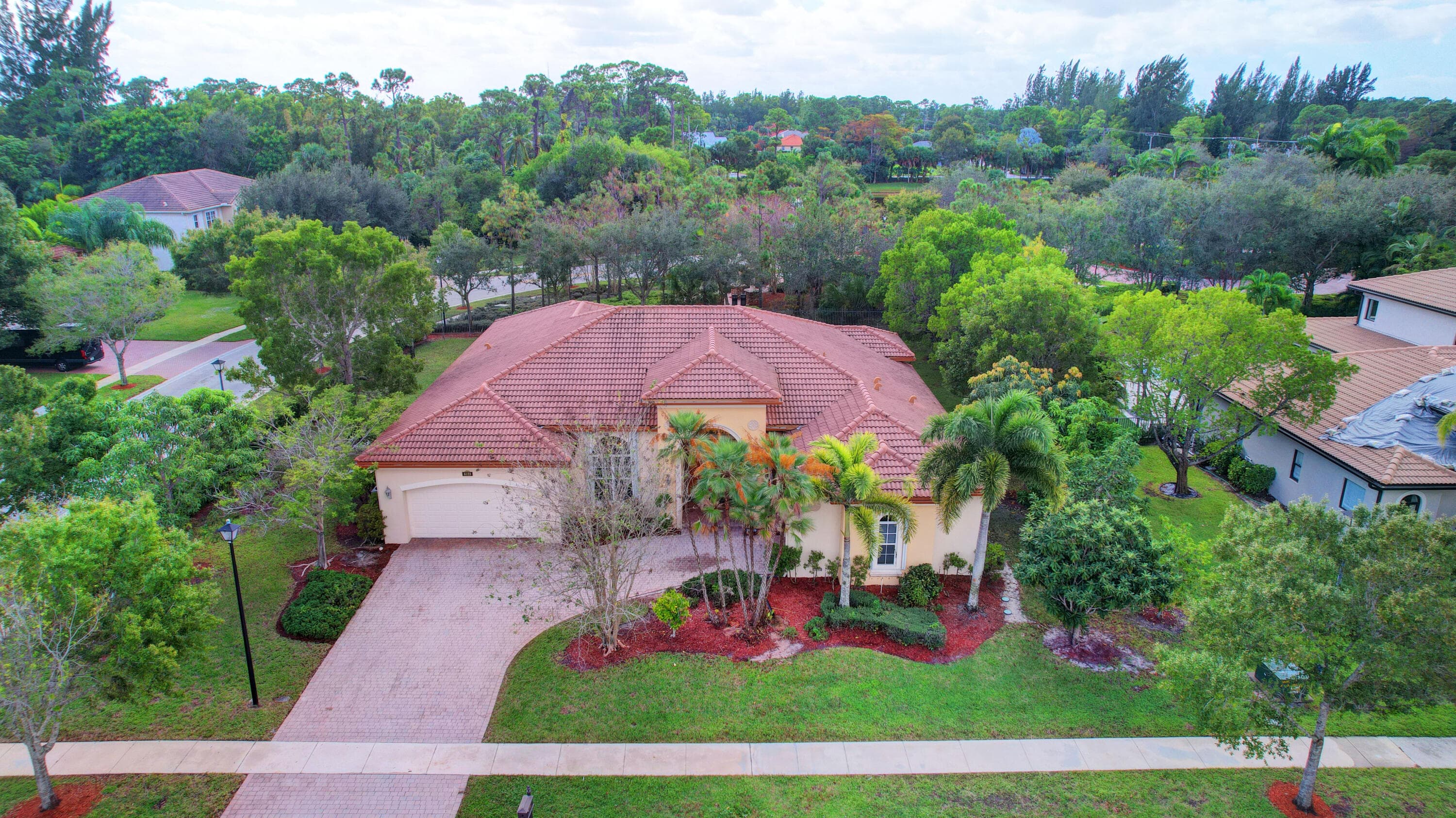 8123 Woodslanding Trail, West Palm Beach, FL 33411 — photo 40 of 48