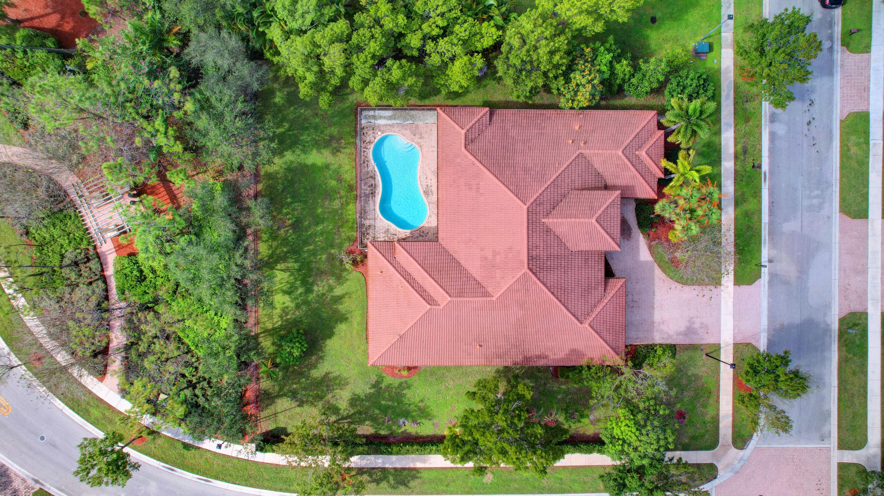 8123 Woodslanding Trail, West Palm Beach, FL 33411 — photo 45 of 48