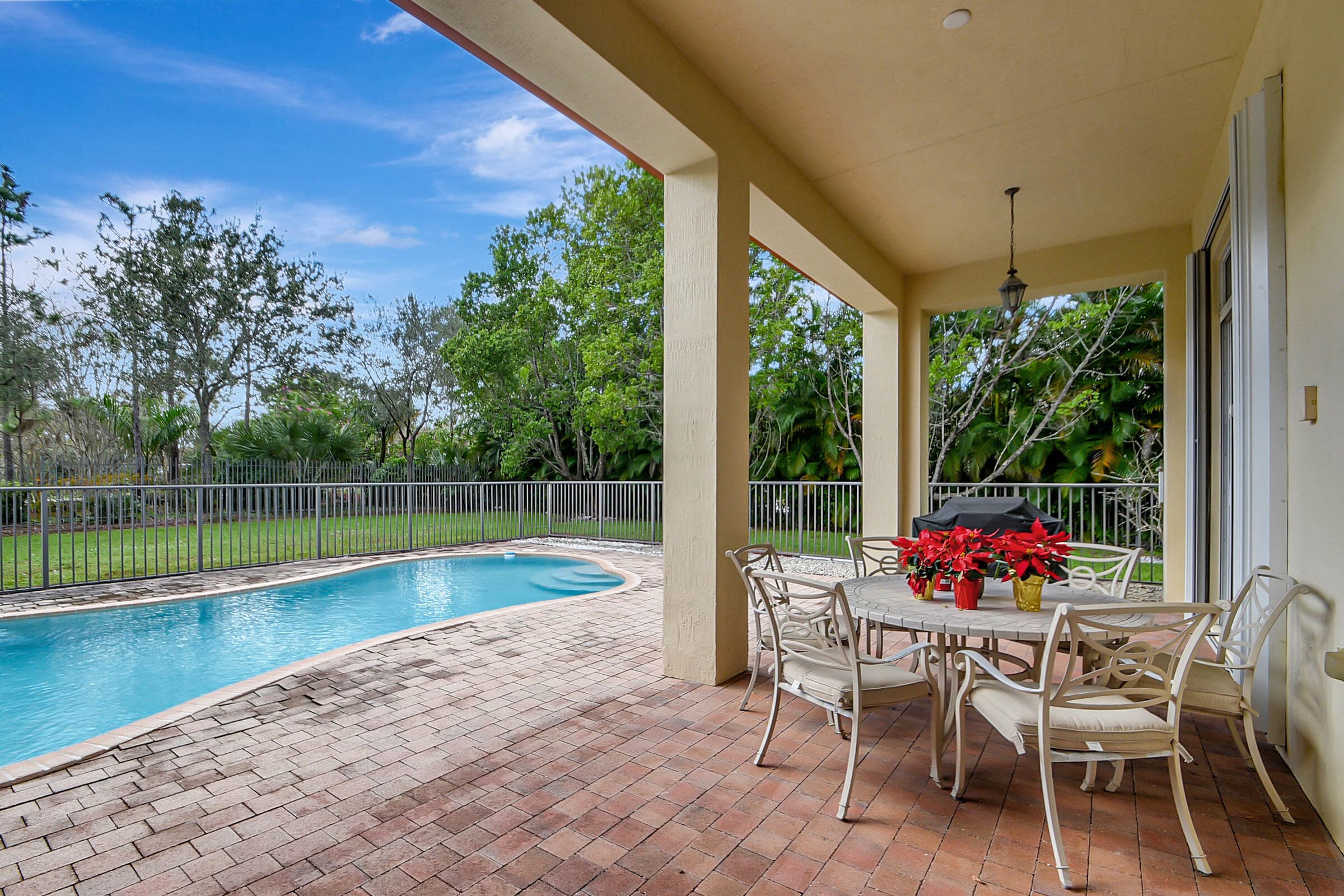 8123 Woodslanding Trail, West Palm Beach, FL 33411 — photo 32 of 48