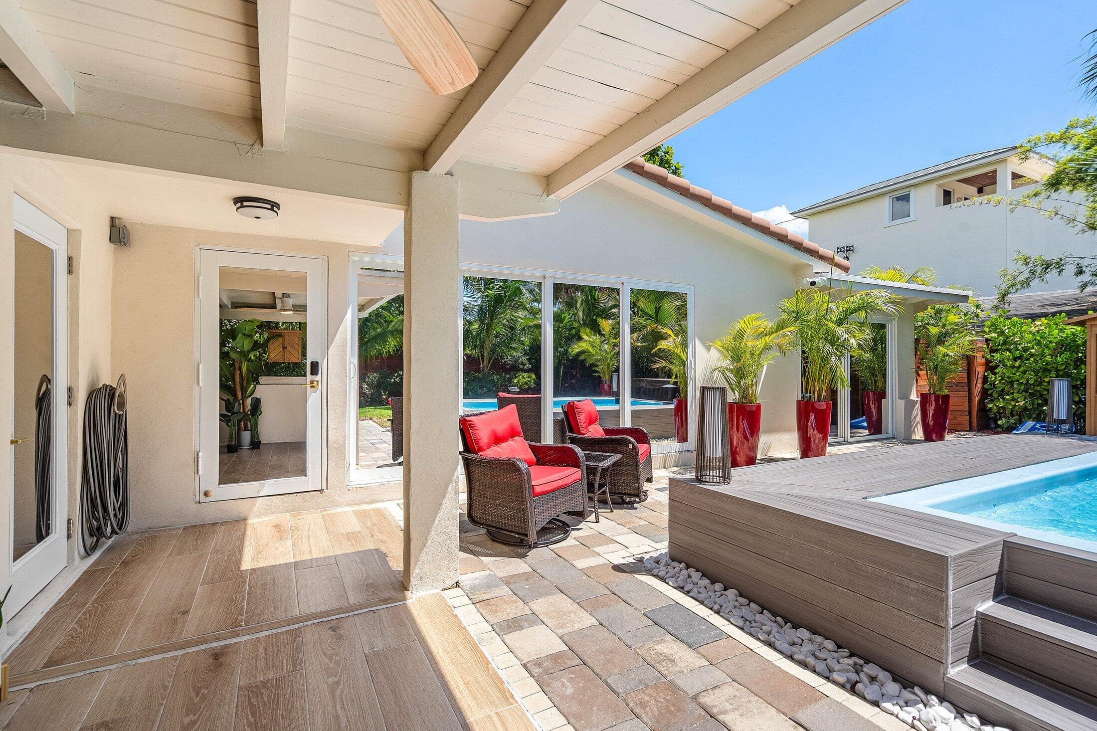 2041 NE 30th Street, Fort Lauderdale, FL 33306 — photo 40 of 43