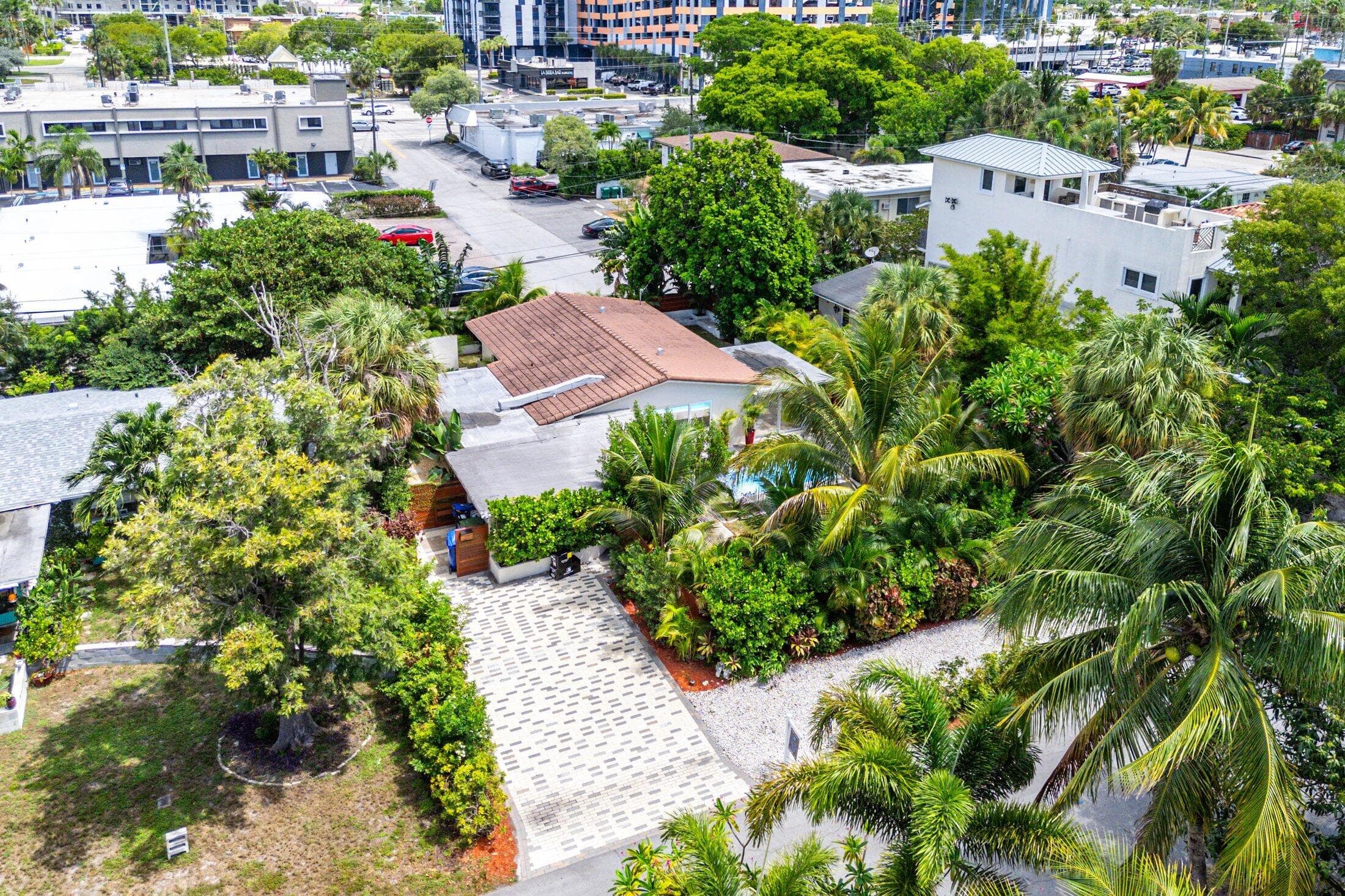 2041 NE 30th Street, Fort Lauderdale, FL 33306 — photo 41 of 43