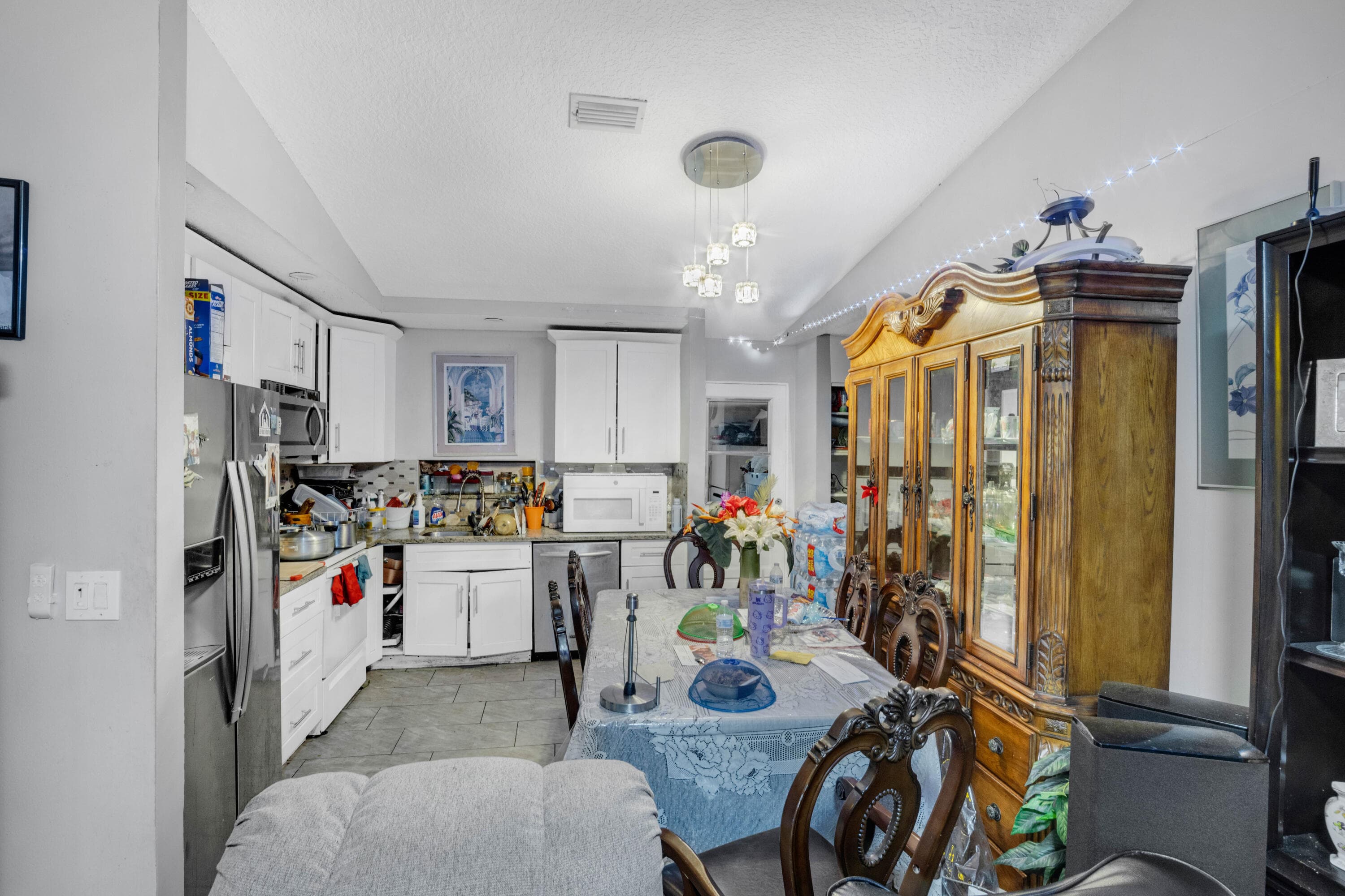 5372 Woodland Drive, Delray Beach, FL 33484 — photo 4 of 18