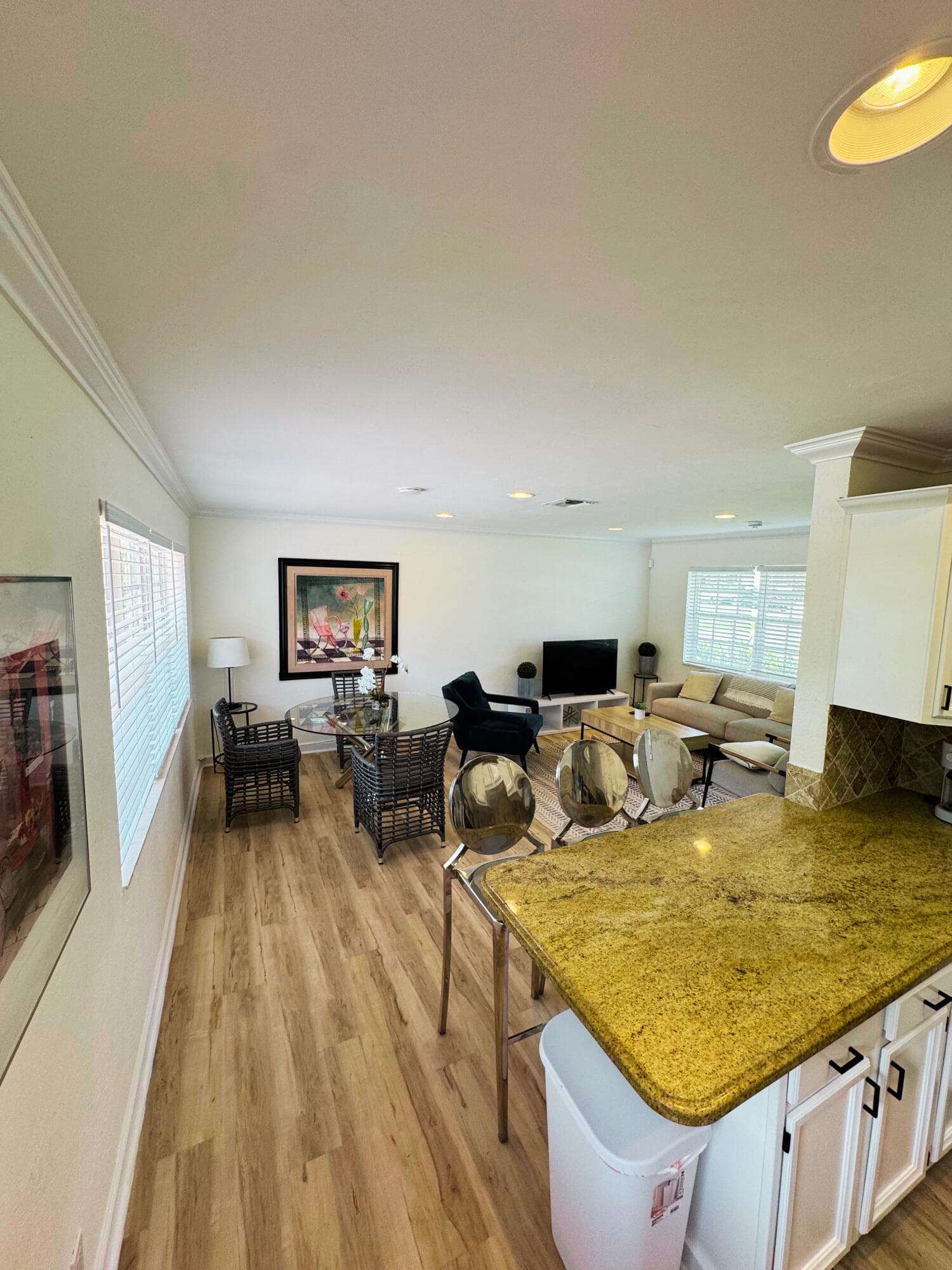 300 NE 7th Street, Boca Raton, FL 33432 — photo 5 of 16
