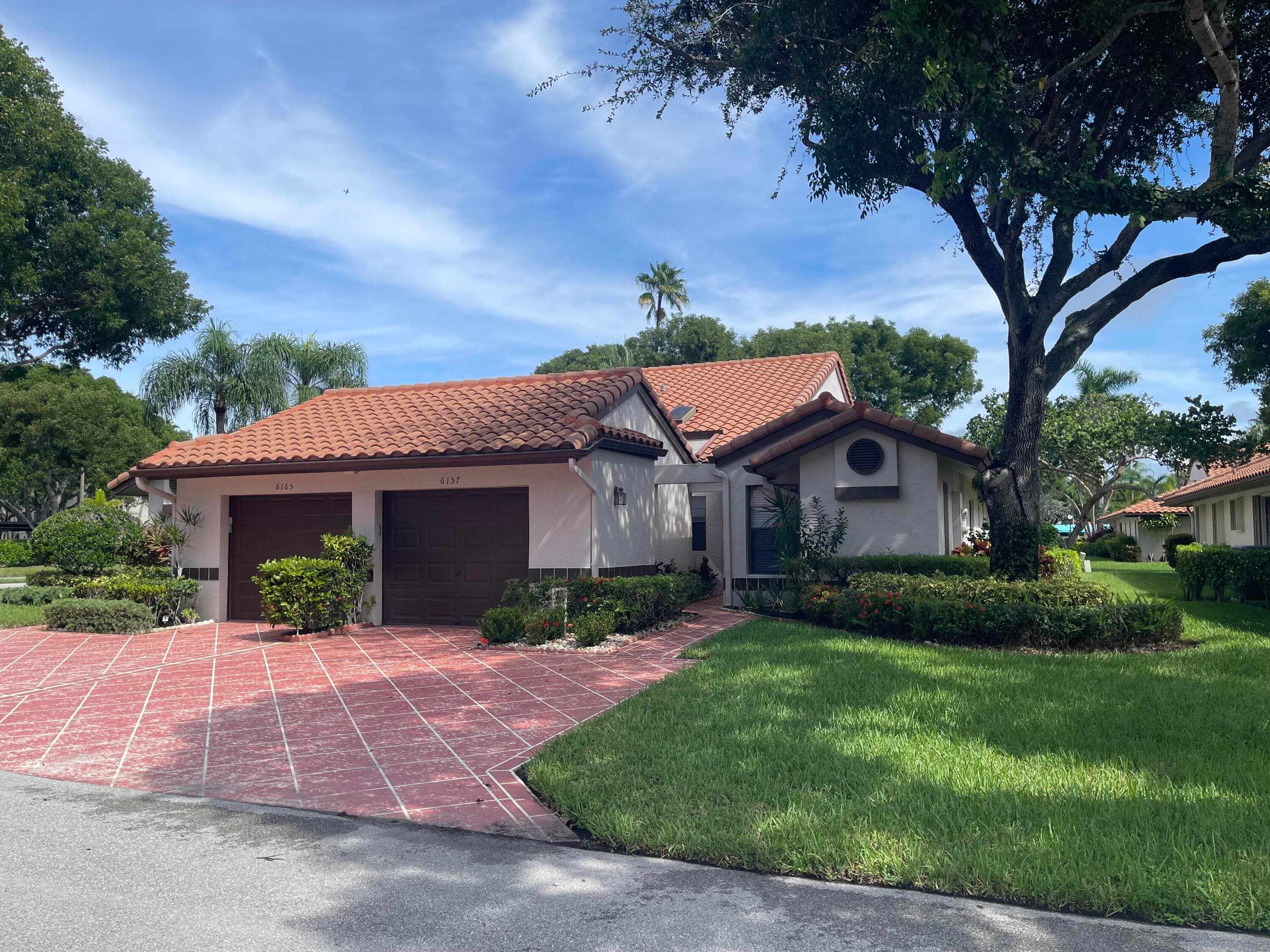 6157 Sunny Pointe Circle, Delray Beach, FL 33484 — photo 2 of 63