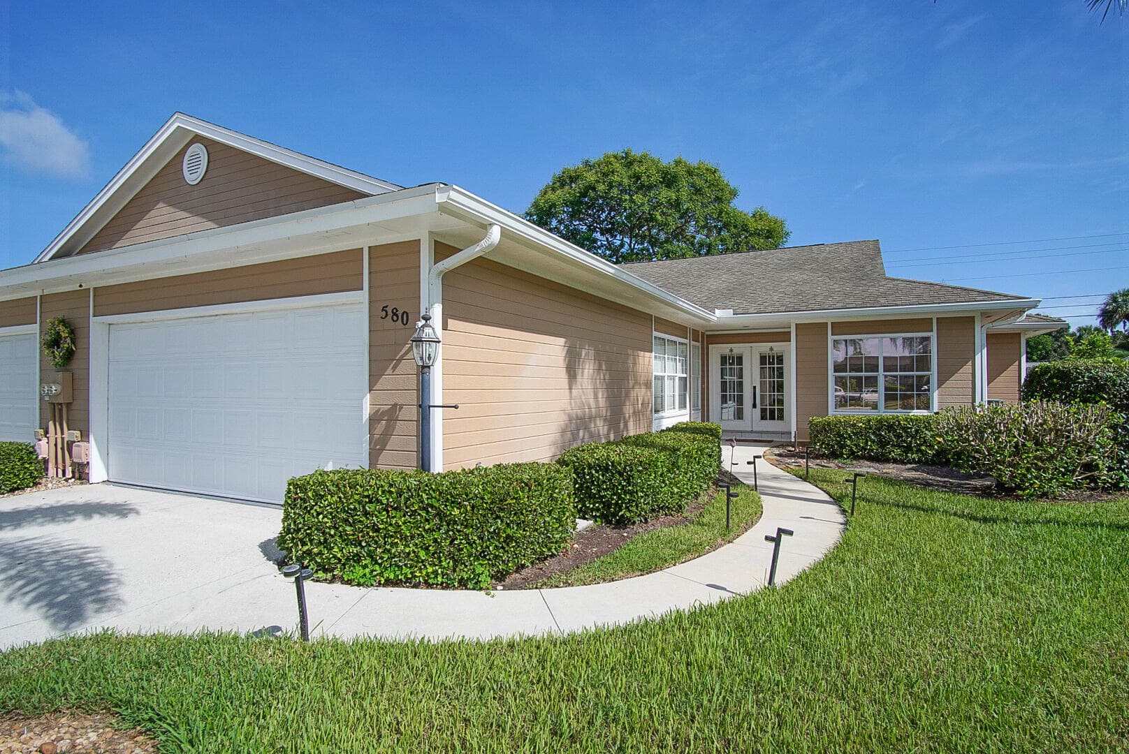 580 W Pointe Court SW, Vero Beach, FL 32962 — photo