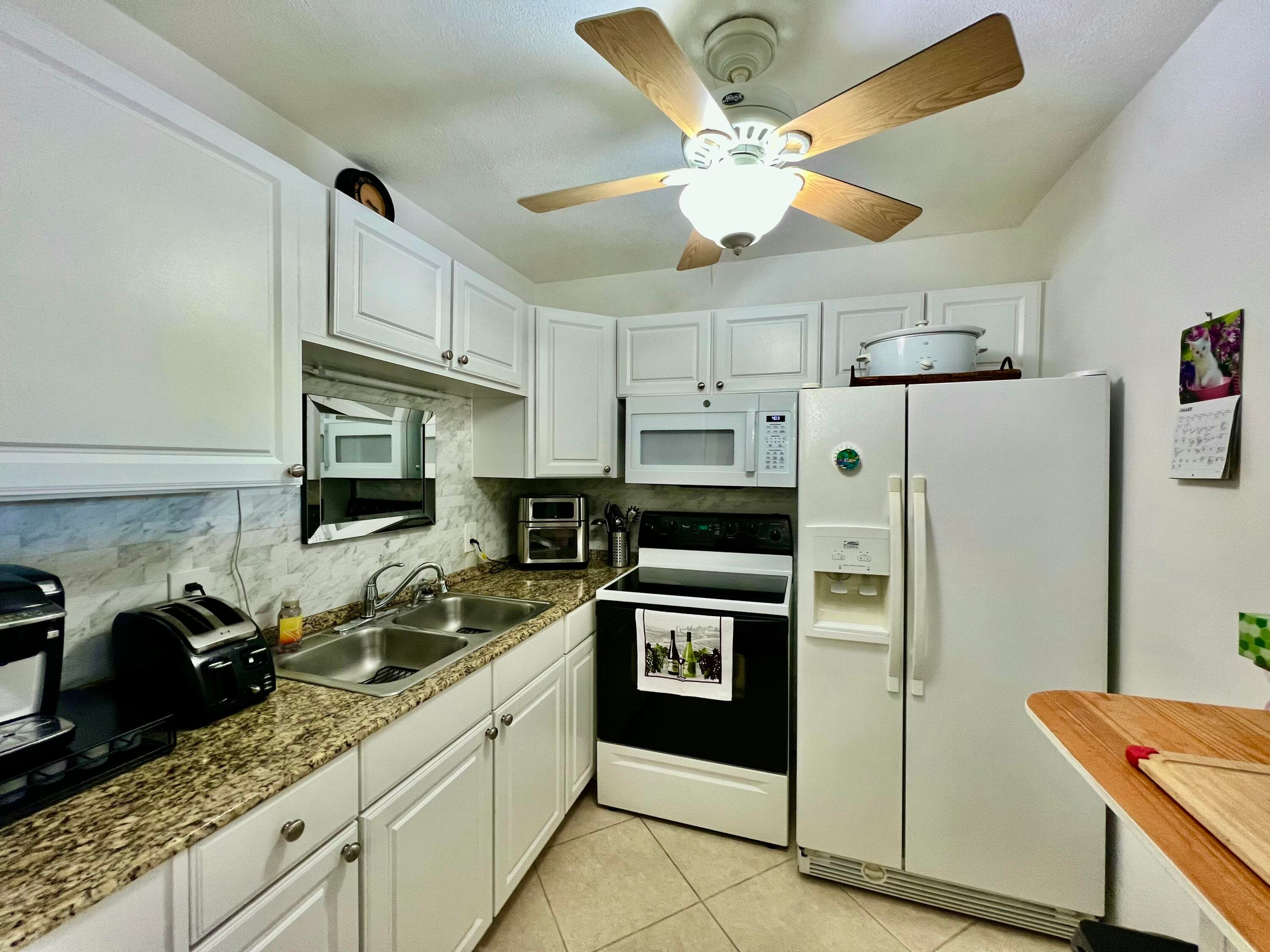 180 Tilford I, Deerfield Beach, FL 33442 — photo 1 of 44